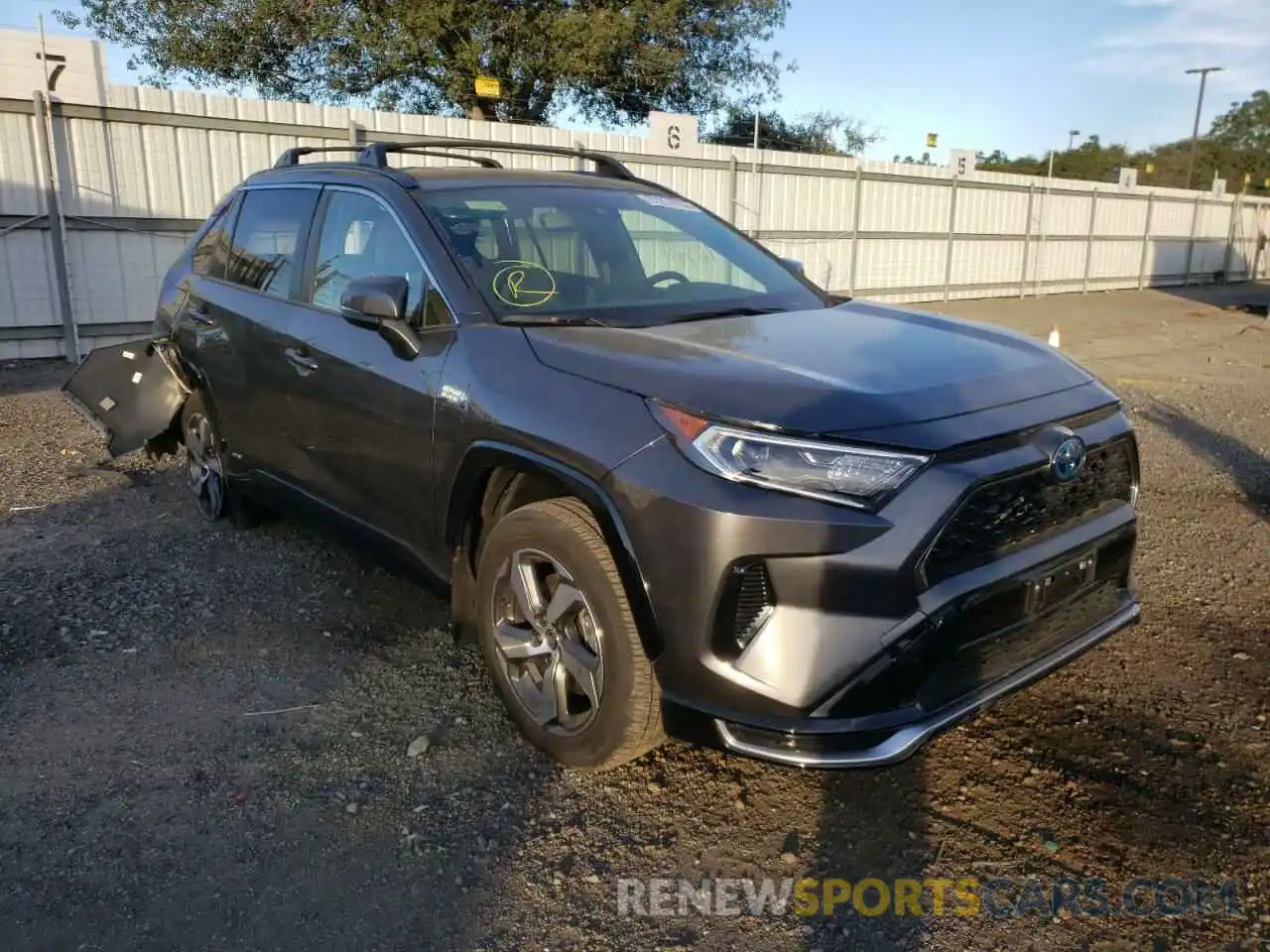 1 Photograph of a damaged car JTMCB3FV8MD005442 TOYOTA RAV4 2021