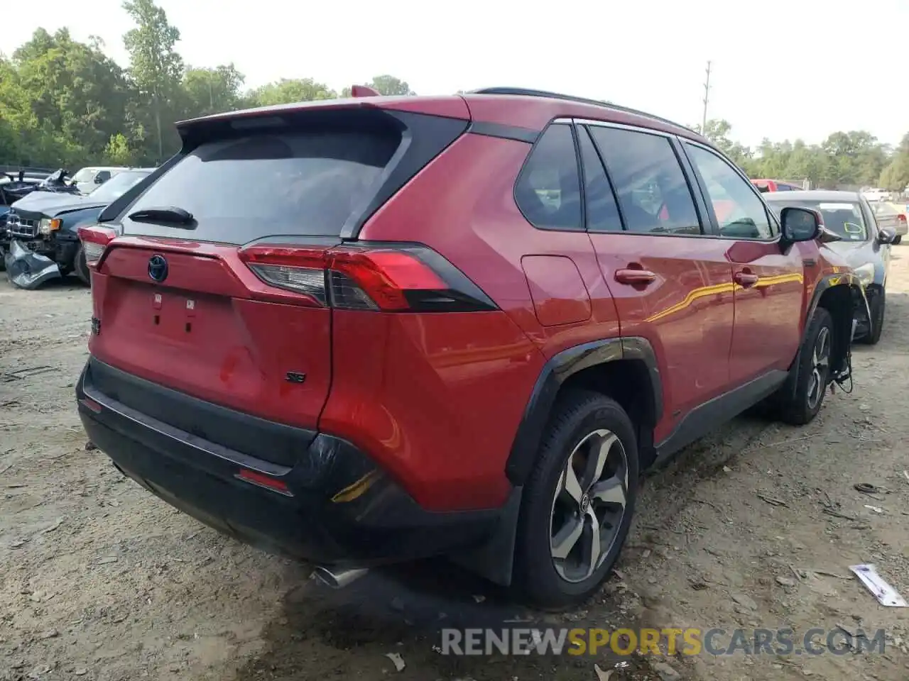 4 Photograph of a damaged car JTMCB3FV8MD069707 TOYOTA RAV4 2021