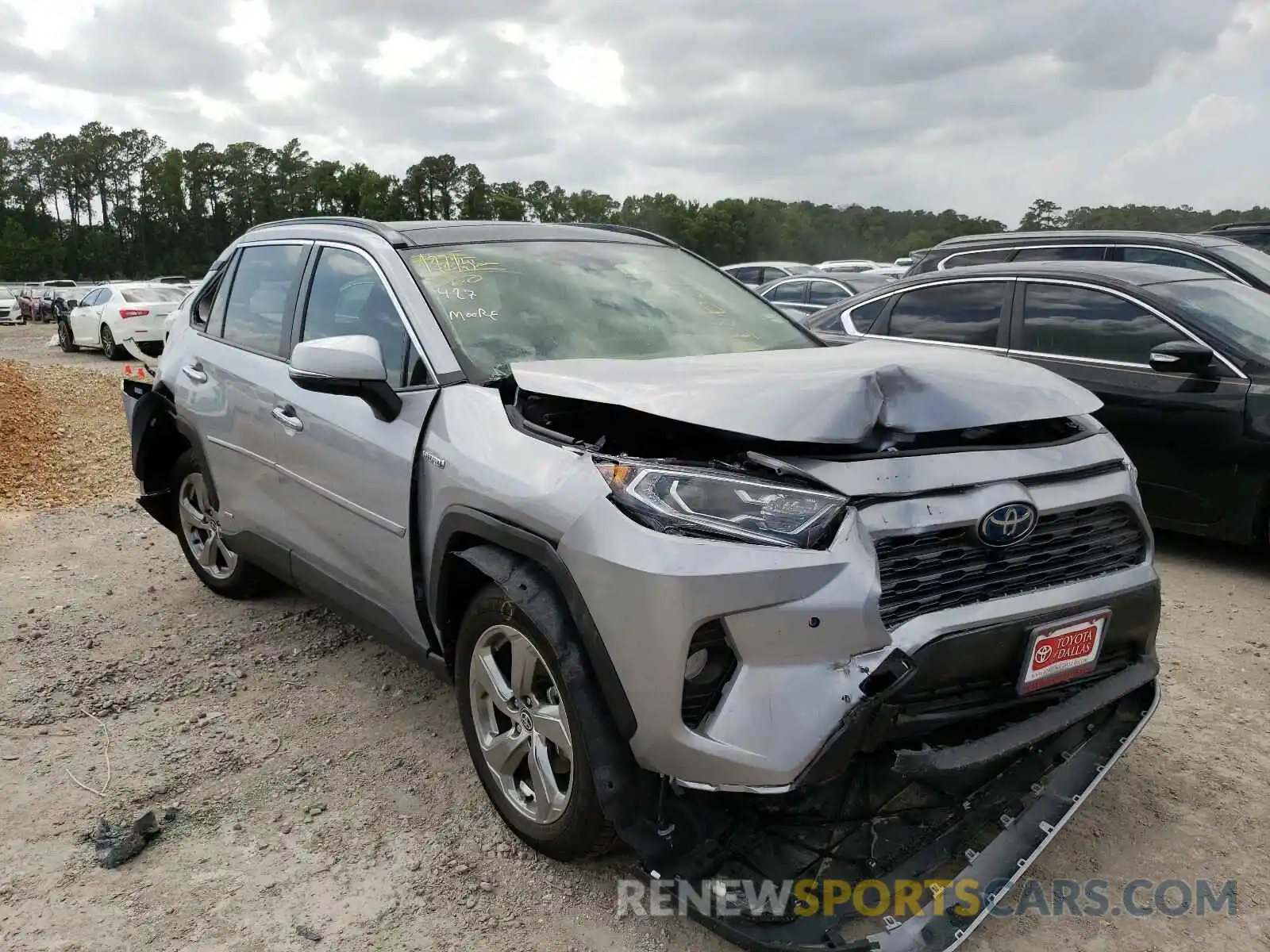 1 Photograph of a damaged car JTMD6RFV0MD025924 TOYOTA RAV4 2021