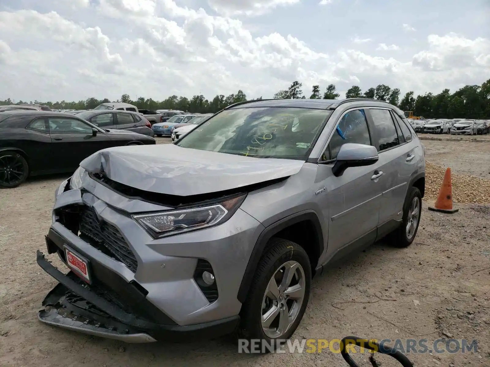 2 Photograph of a damaged car JTMD6RFV0MD025924 TOYOTA RAV4 2021