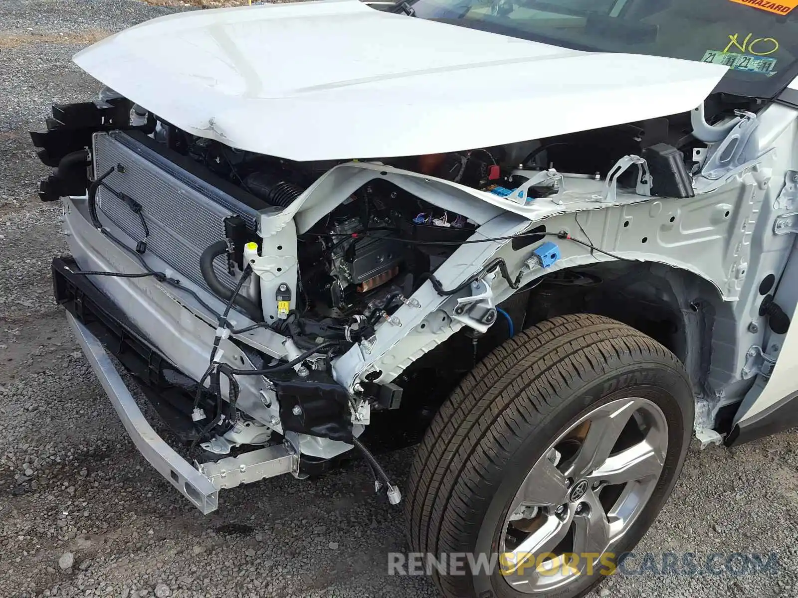 9 Photograph of a damaged car JTMD6RFV1MD011269 TOYOTA RAV4 2021