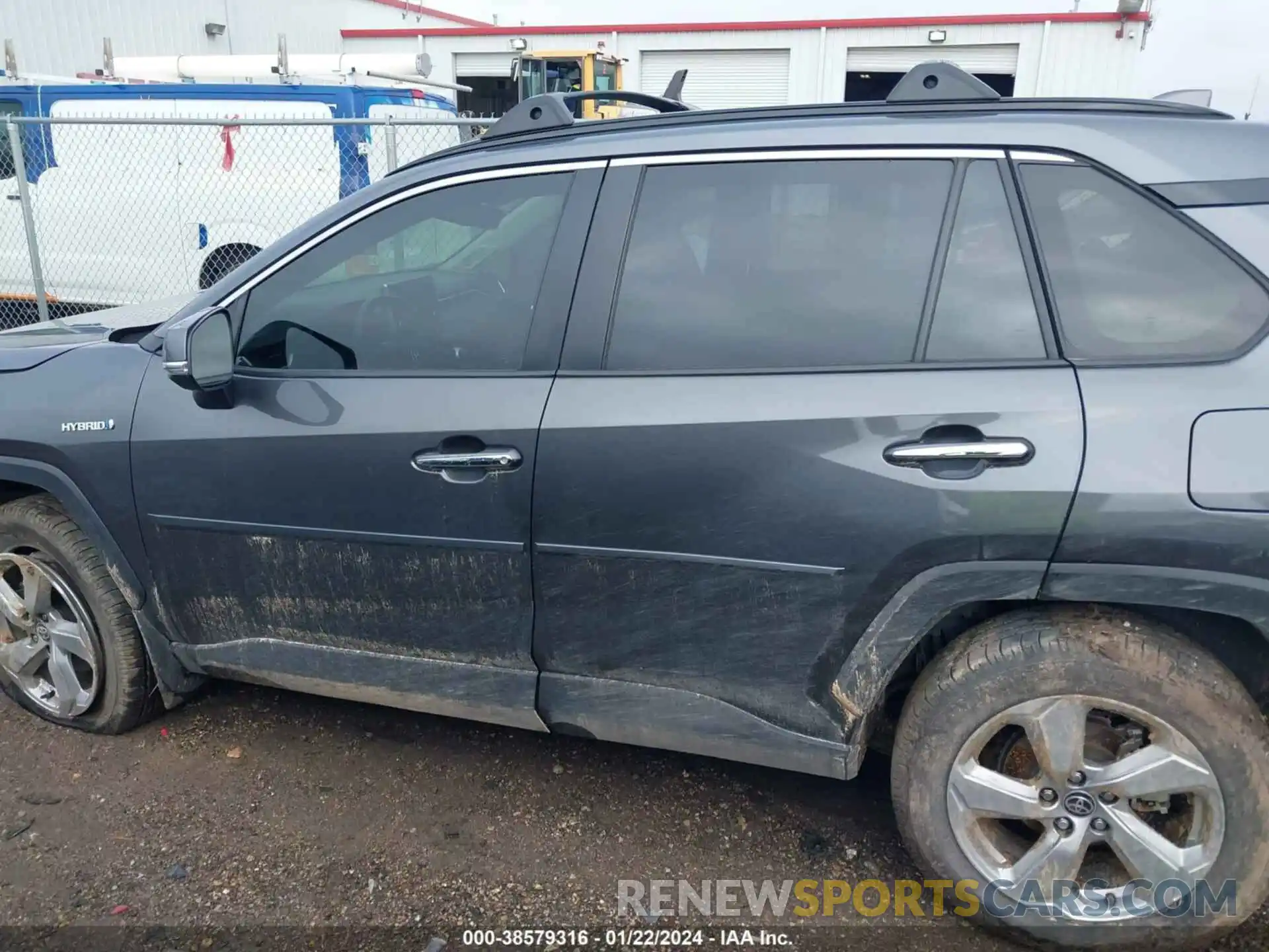 14 Photograph of a damaged car JTMD6RFV4MD514875 TOYOTA RAV4 2021