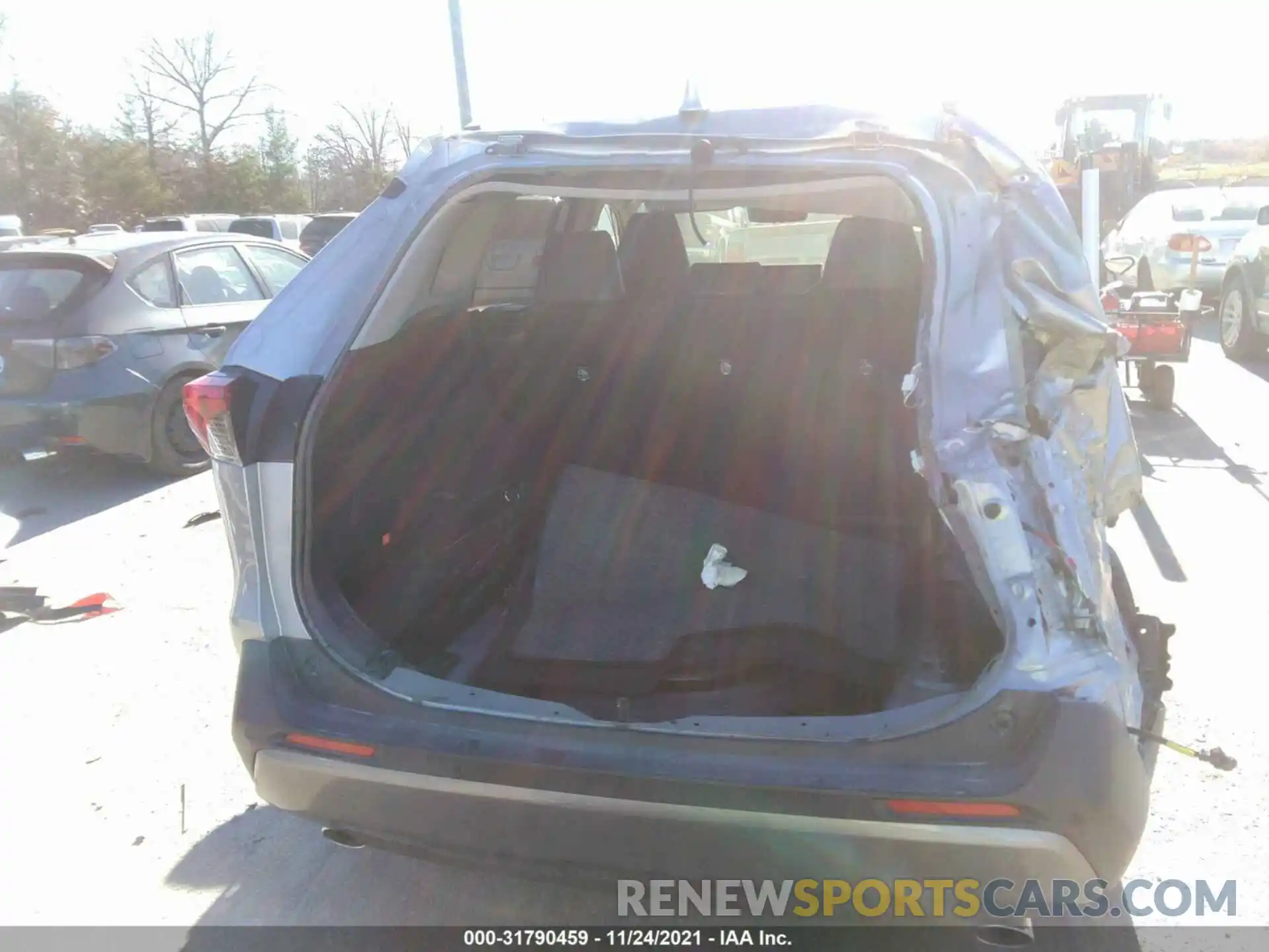 6 Photograph of a damaged car JTMD6RFV6MD019089 TOYOTA RAV4 2021