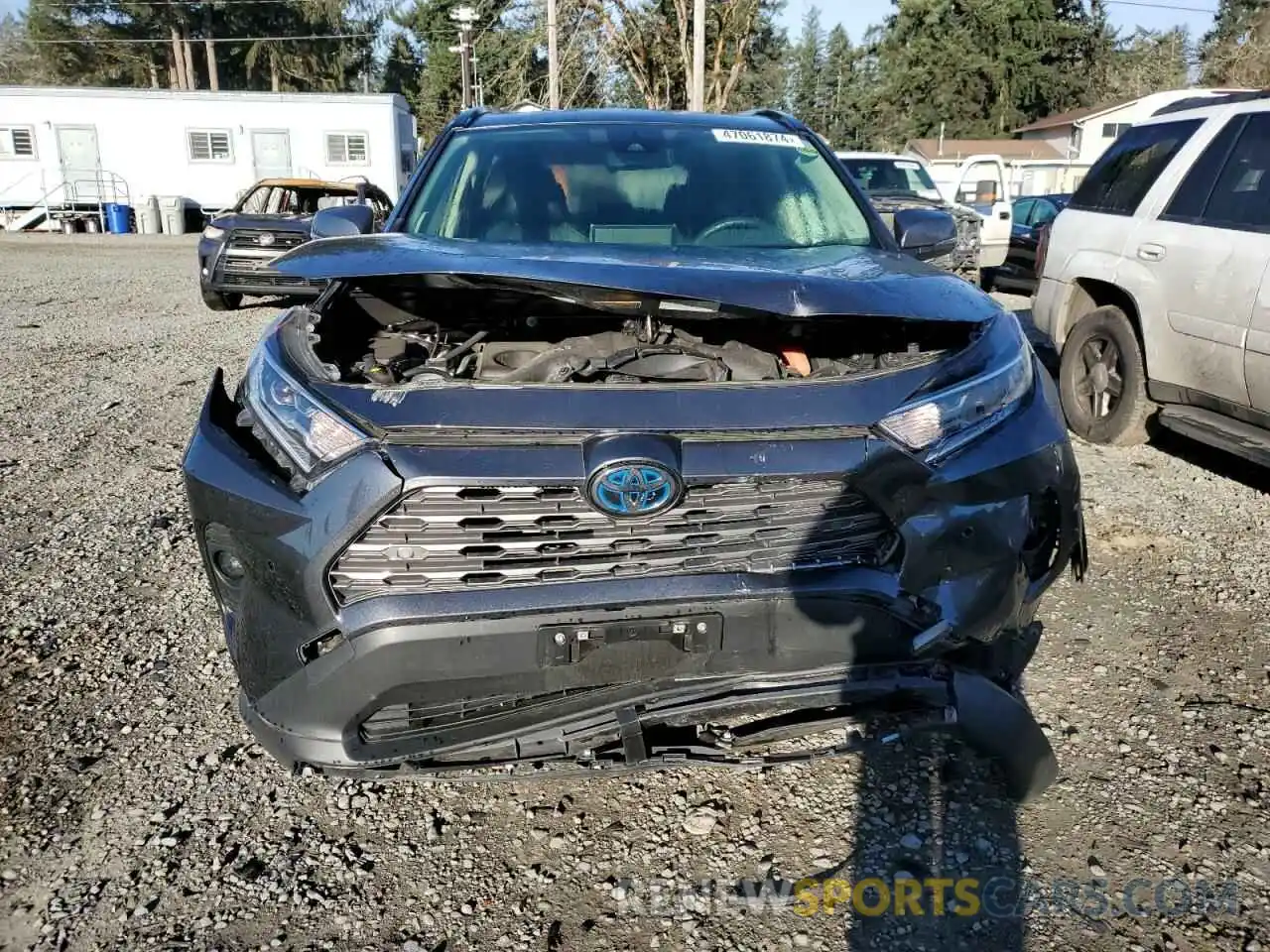 5 Photograph of a damaged car JTMD6RFV7MD021210 TOYOTA RAV4 2021