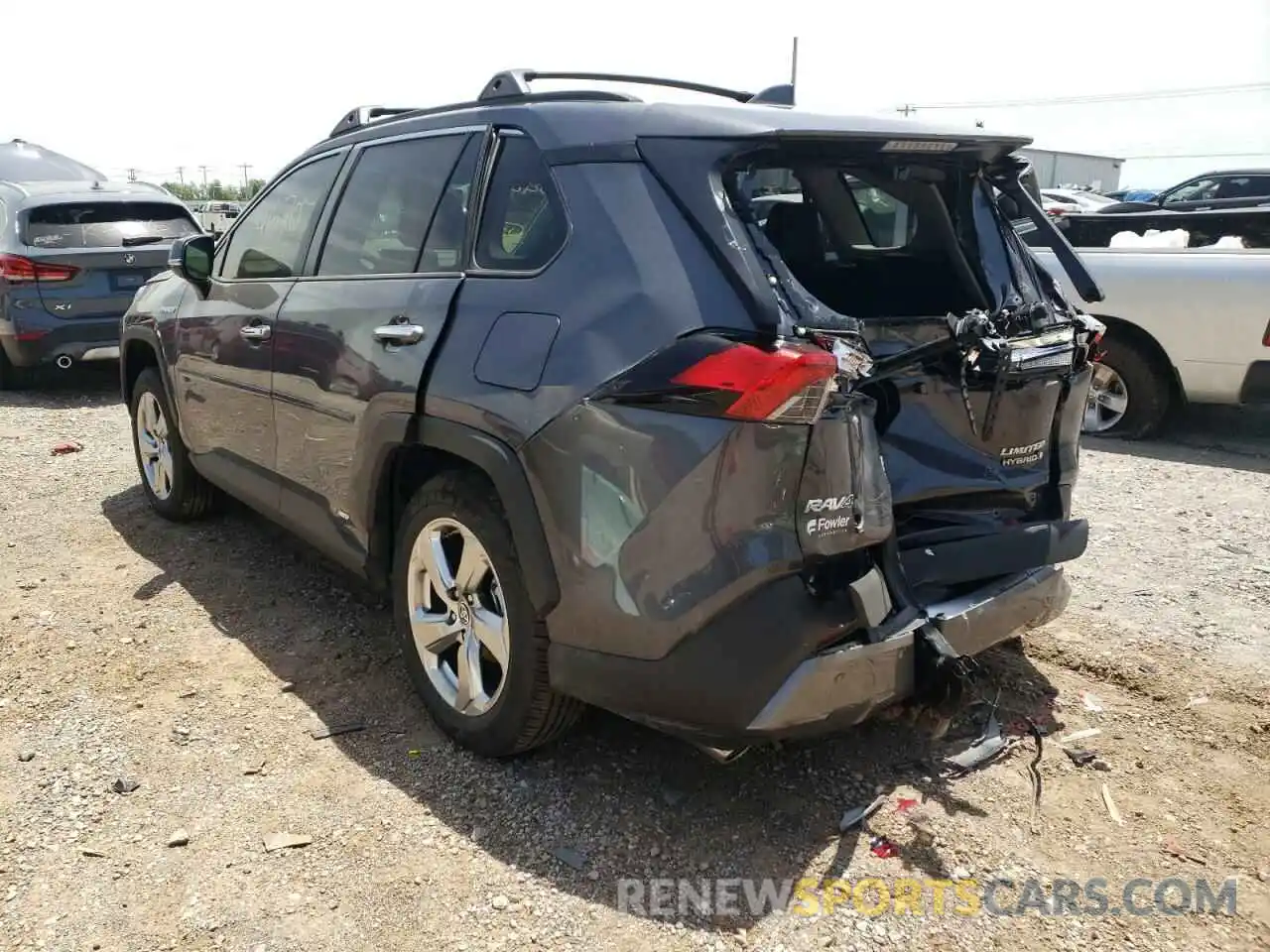 3 Photograph of a damaged car JTMD6RFV7MD044373 TOYOTA RAV4 2021