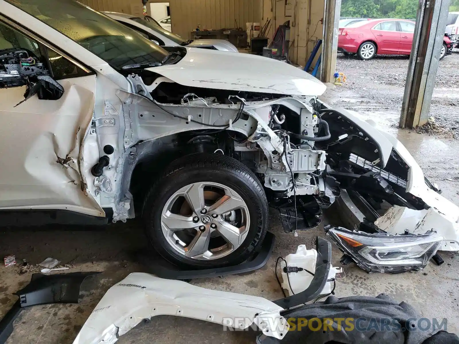 9 Фотография поврежденного автомобиля JTMD6RFV8MD014184 TOYOTA RAV4 2021