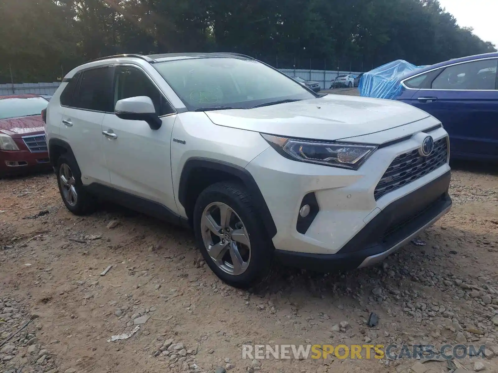 1 Photograph of a damaged car JTMD6RFV9MD024738 TOYOTA RAV4 2021