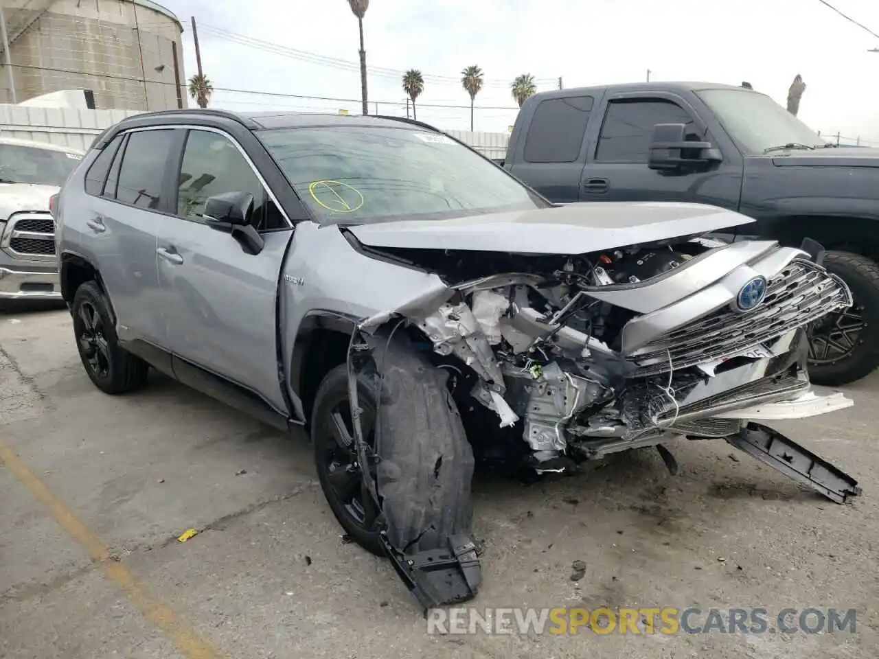 1 Photograph of a damaged car JTME6RFV0MD517860 TOYOTA RAV4 2021