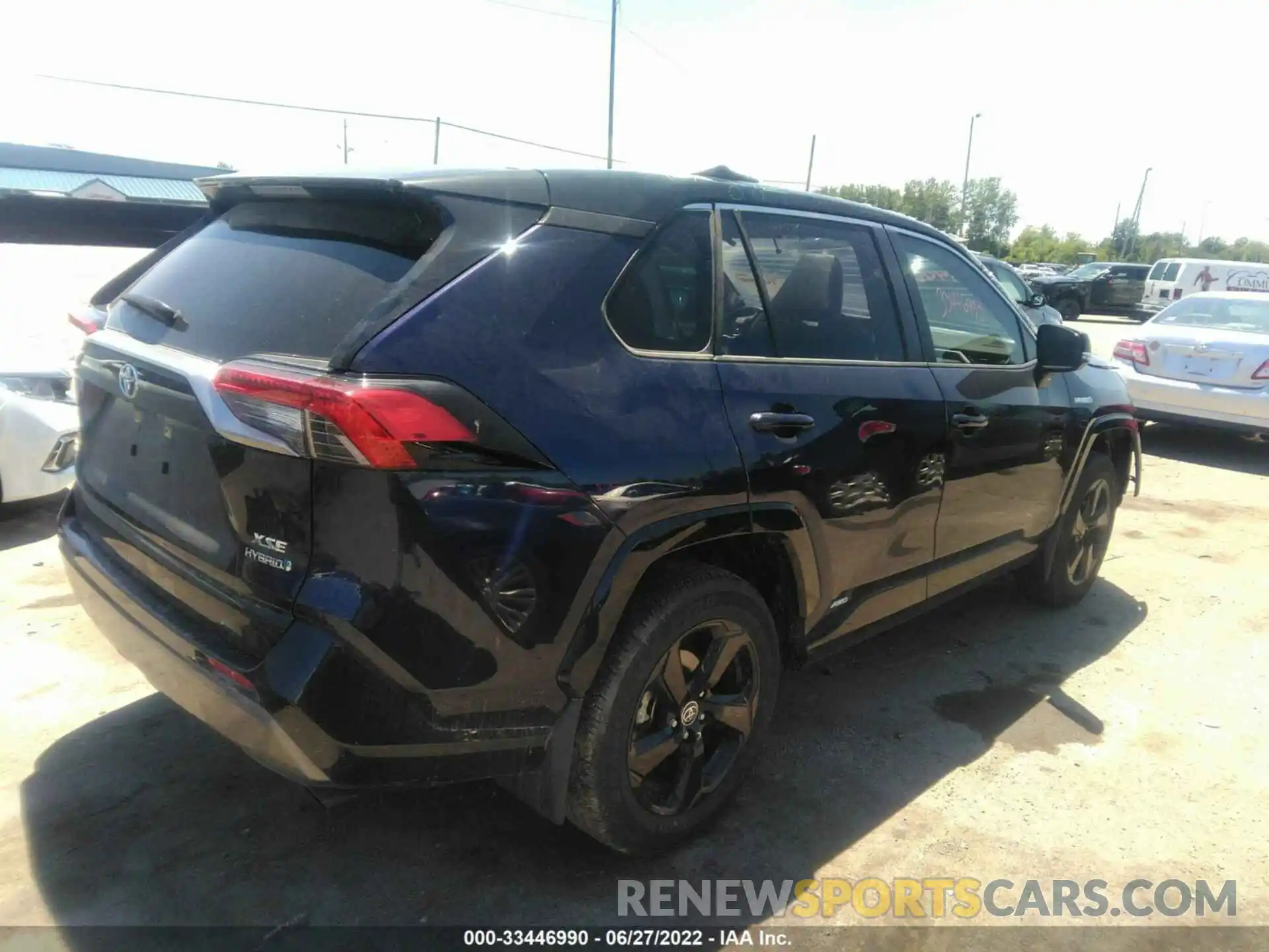 4 Photograph of a damaged car JTME6RFV2MJ010394 TOYOTA RAV4 2021