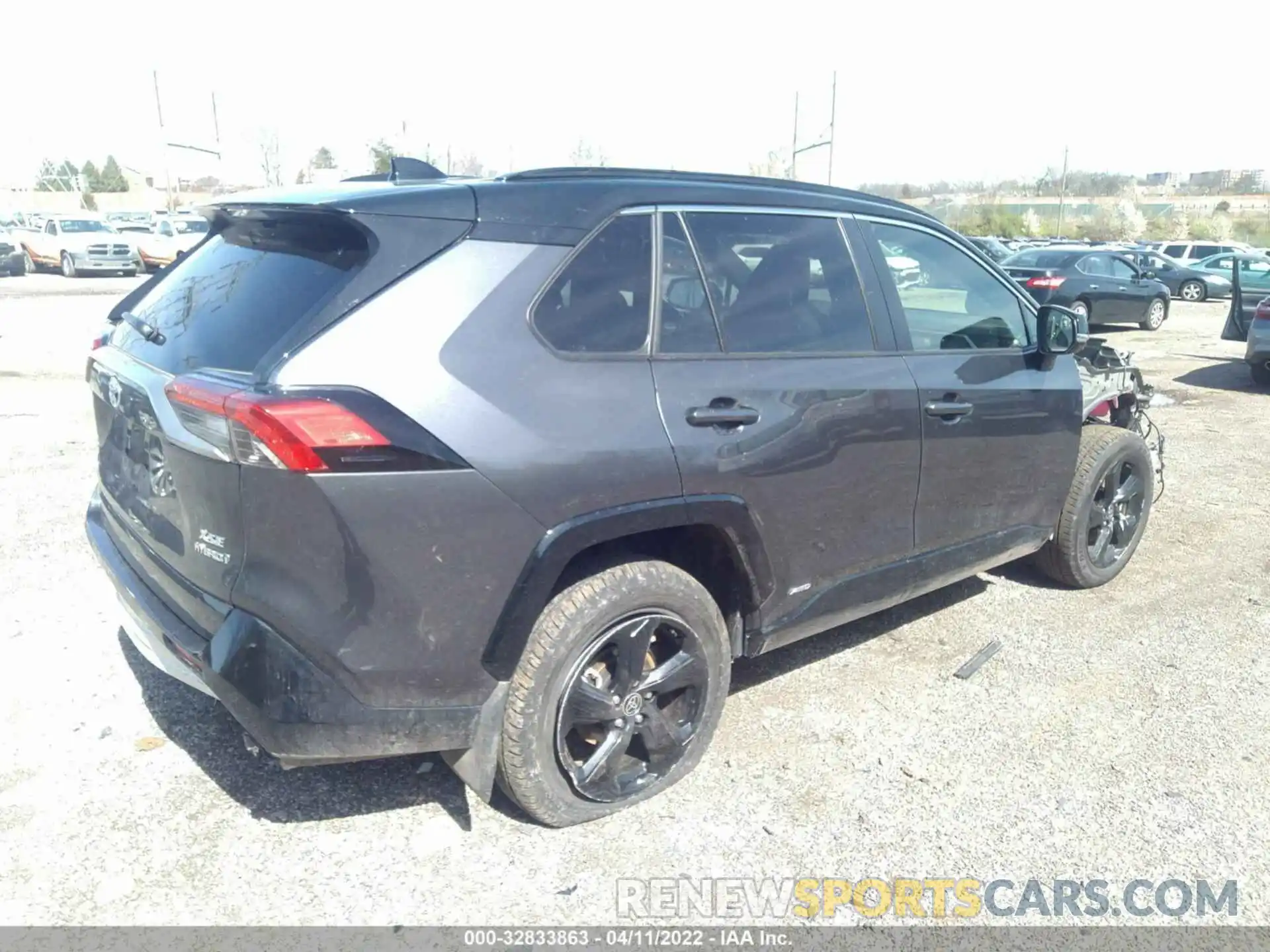 4 Photograph of a damaged car JTME6RFV3MJ012607 TOYOTA RAV4 2021