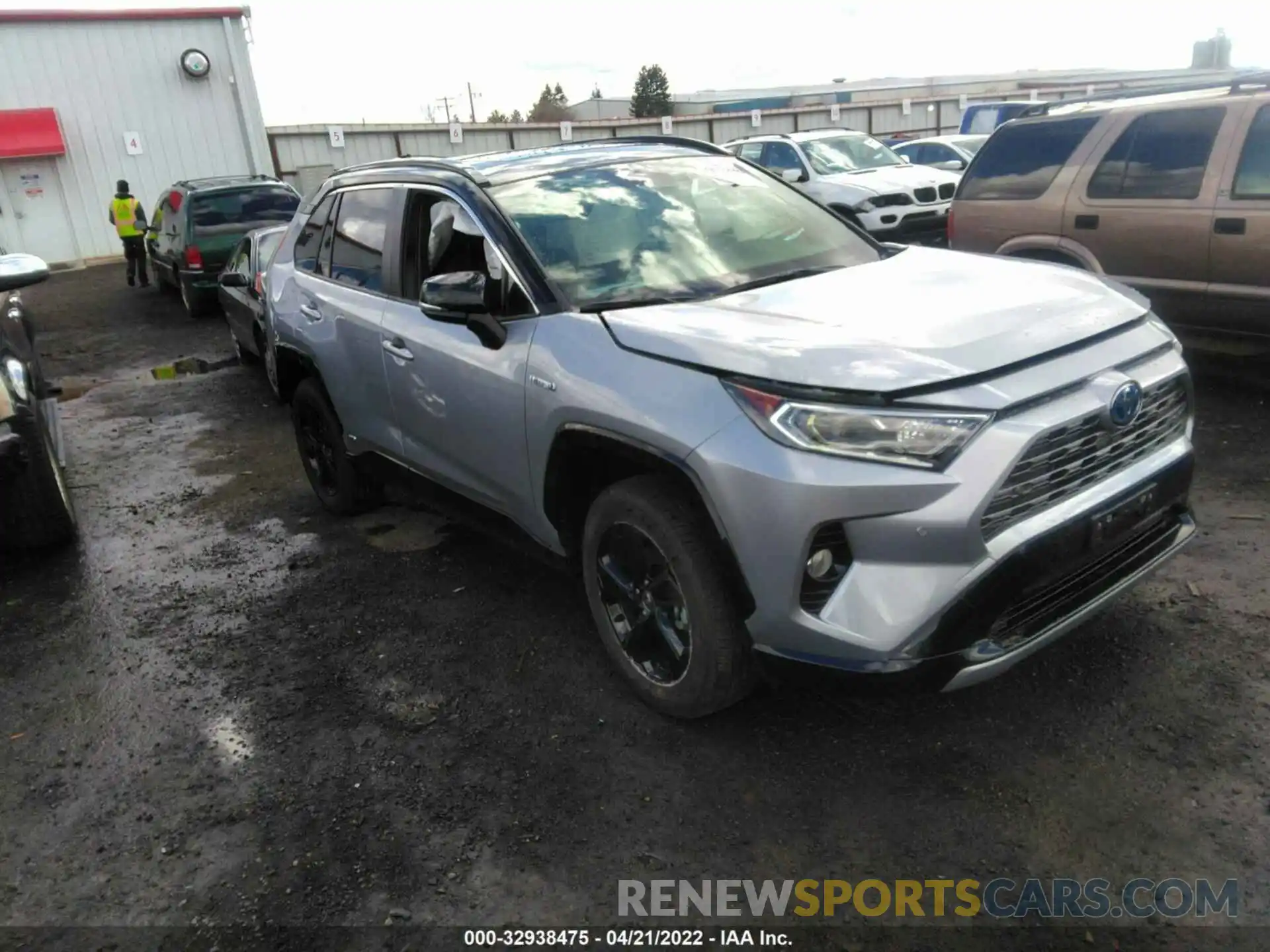 1 Photograph of a damaged car JTME6RFV4MD516792 TOYOTA RAV4 2021