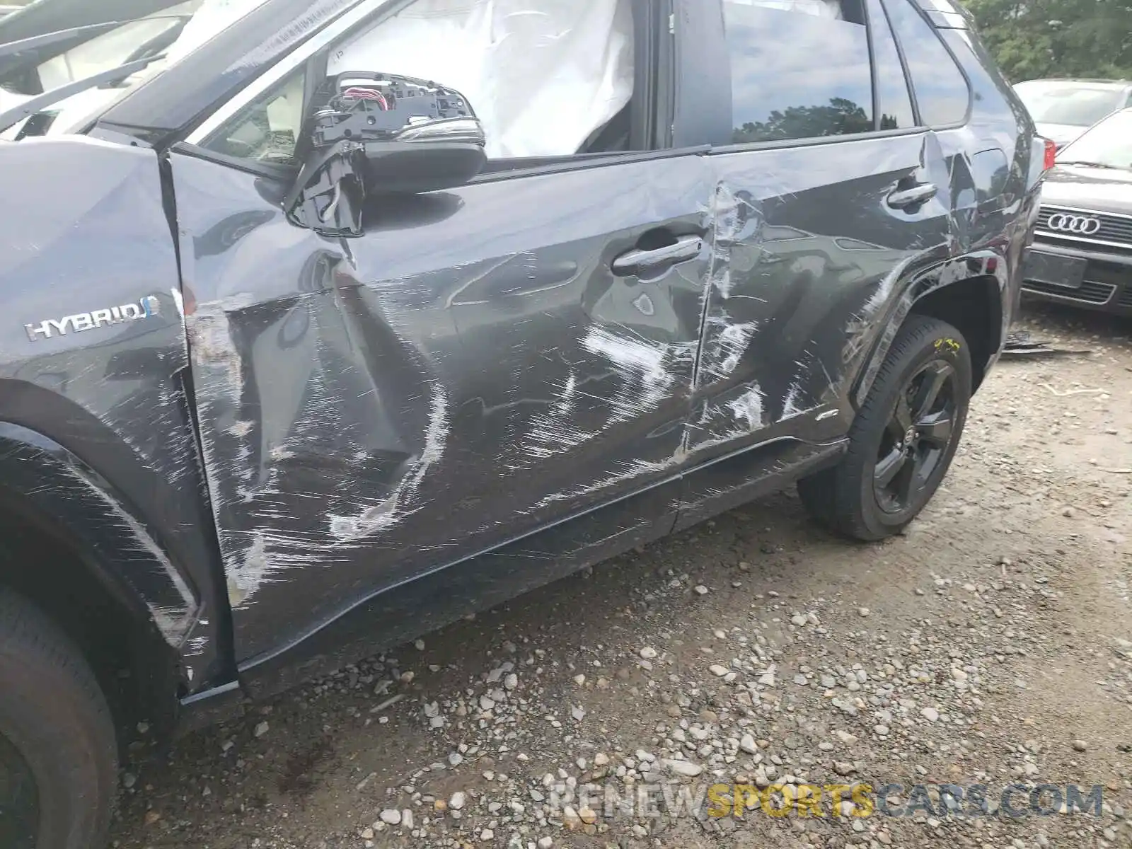 10 Photograph of a damaged car JTME6RFV8MJ004017 TOYOTA RAV4 2021