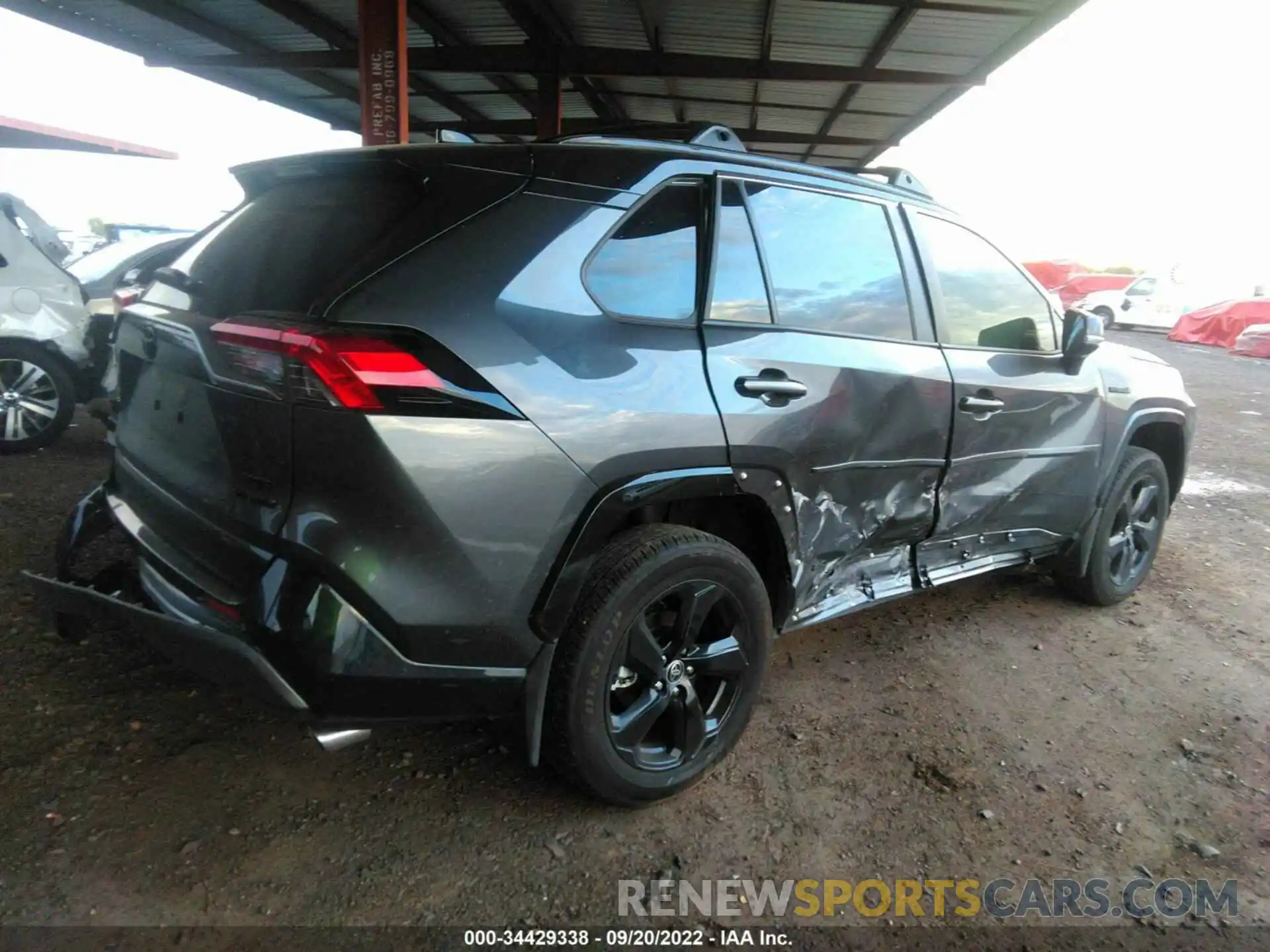 4 Photograph of a damaged car JTME6RFV8MJ012148 TOYOTA RAV4 2021