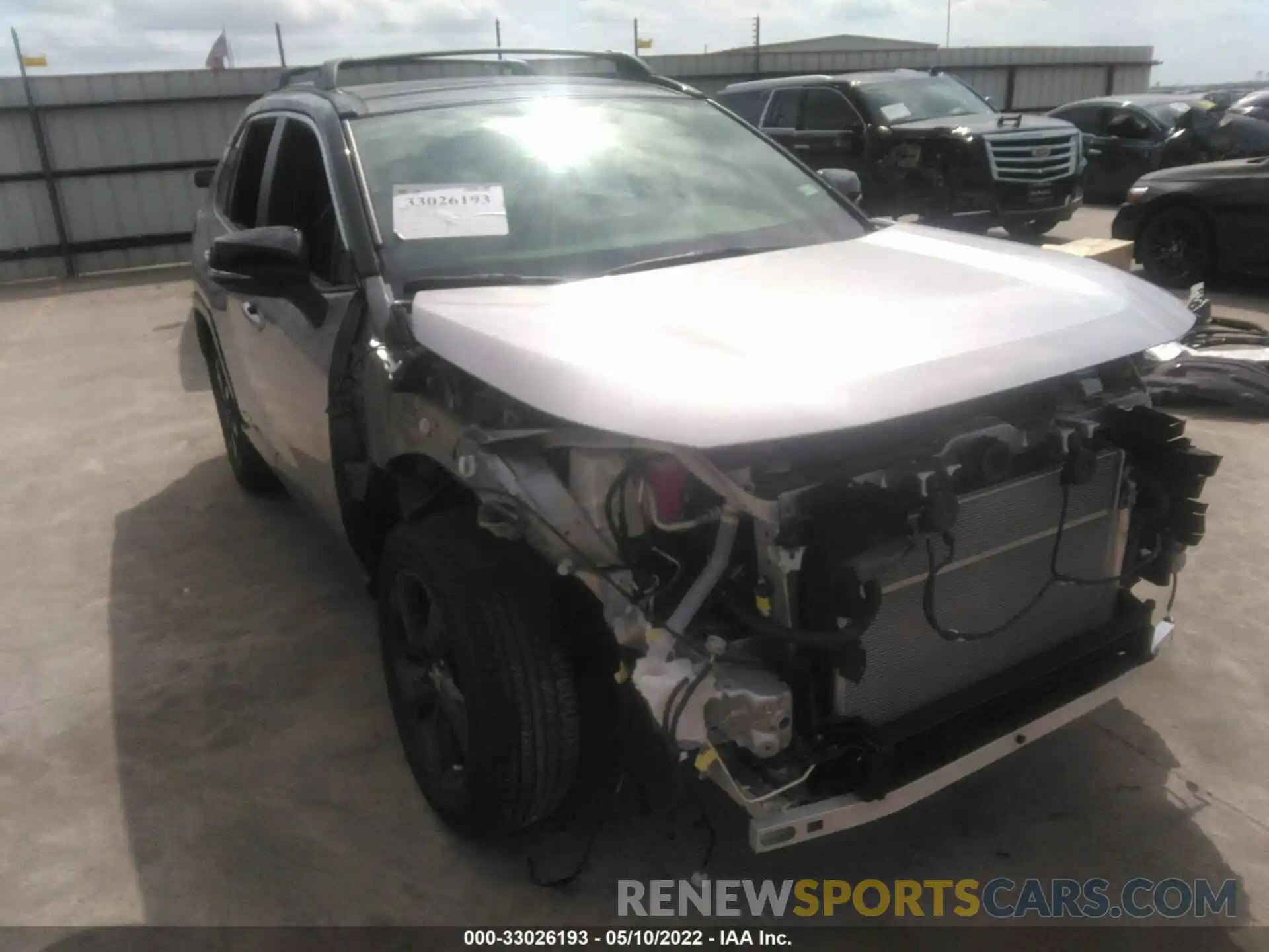 6 Photograph of a damaged car JTME6RFV9MJ008366 TOYOTA RAV4 2021