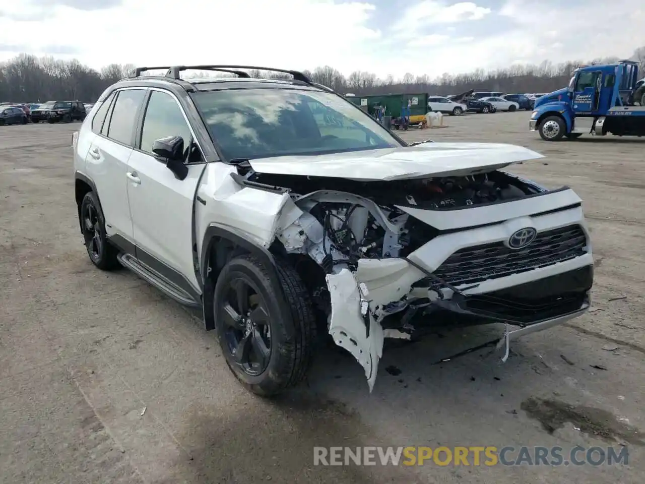 1 Photograph of a damaged car JTME6RFV9MJ011493 TOYOTA RAV4 2021