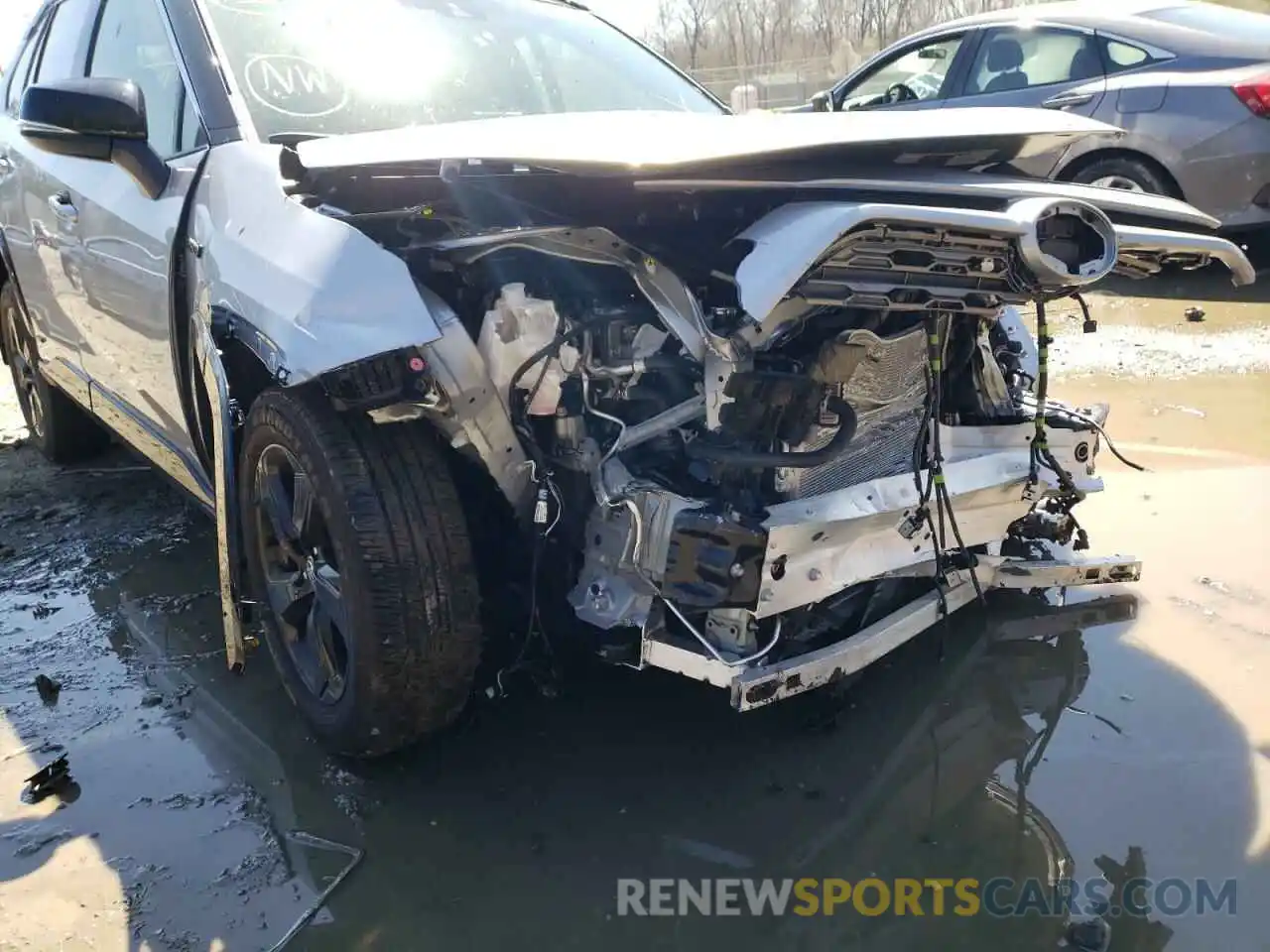 9 Photograph of a damaged car JTME6RFVXMJ011602 TOYOTA RAV4 2021