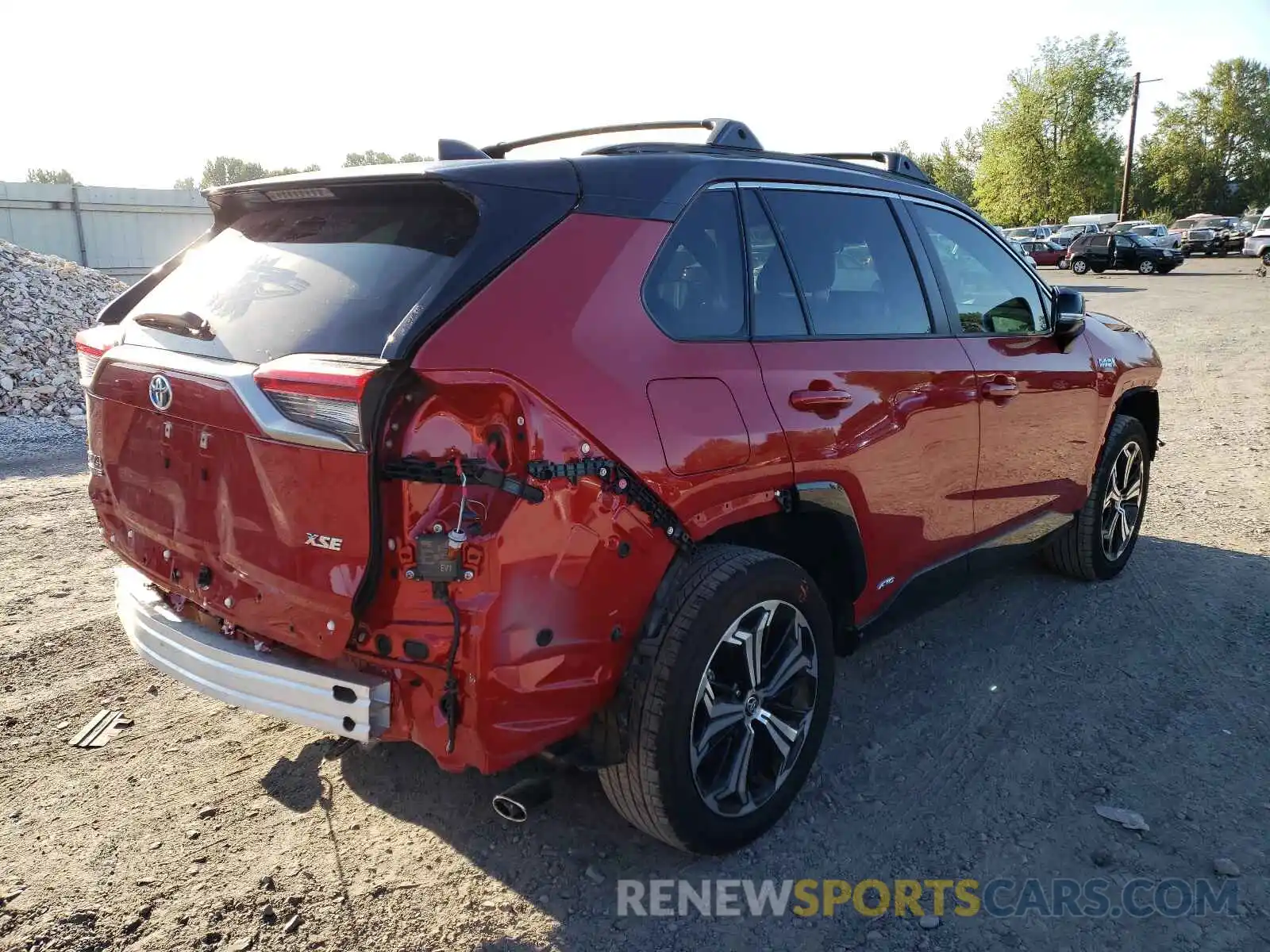 4 Photograph of a damaged car JTMEB3FV0MD018713 TOYOTA RAV4 2021