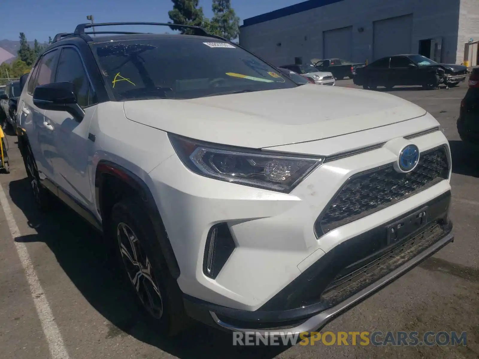 1 Photograph of a damaged car JTMEB3FV0MD051033 TOYOTA RAV4 2021