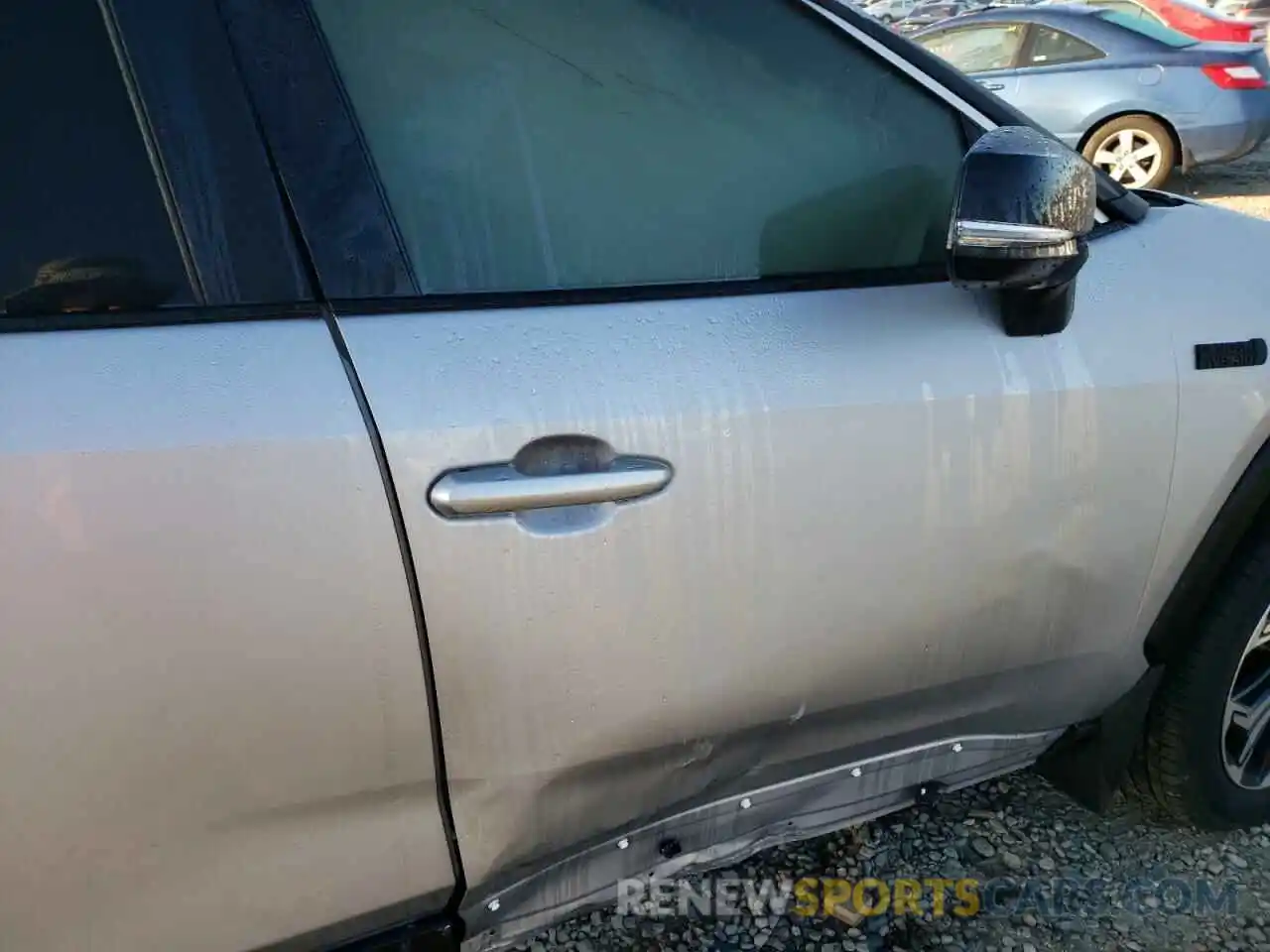 5 Photograph of a damaged car JTMEB3FV3MD061717 TOYOTA RAV4 2021