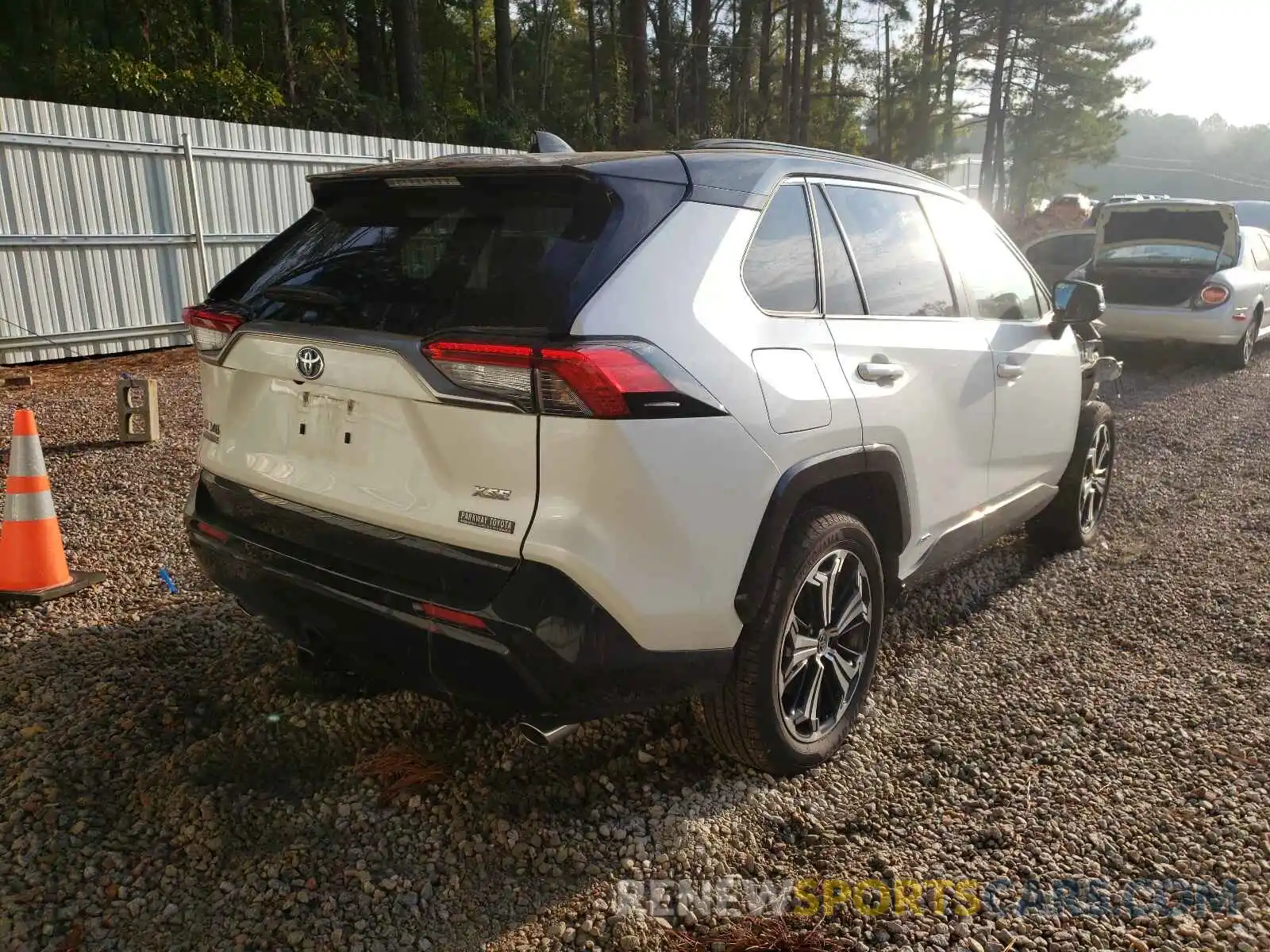 4 Photograph of a damaged car JTMFB3FV1MD010057 TOYOTA RAV4 2021