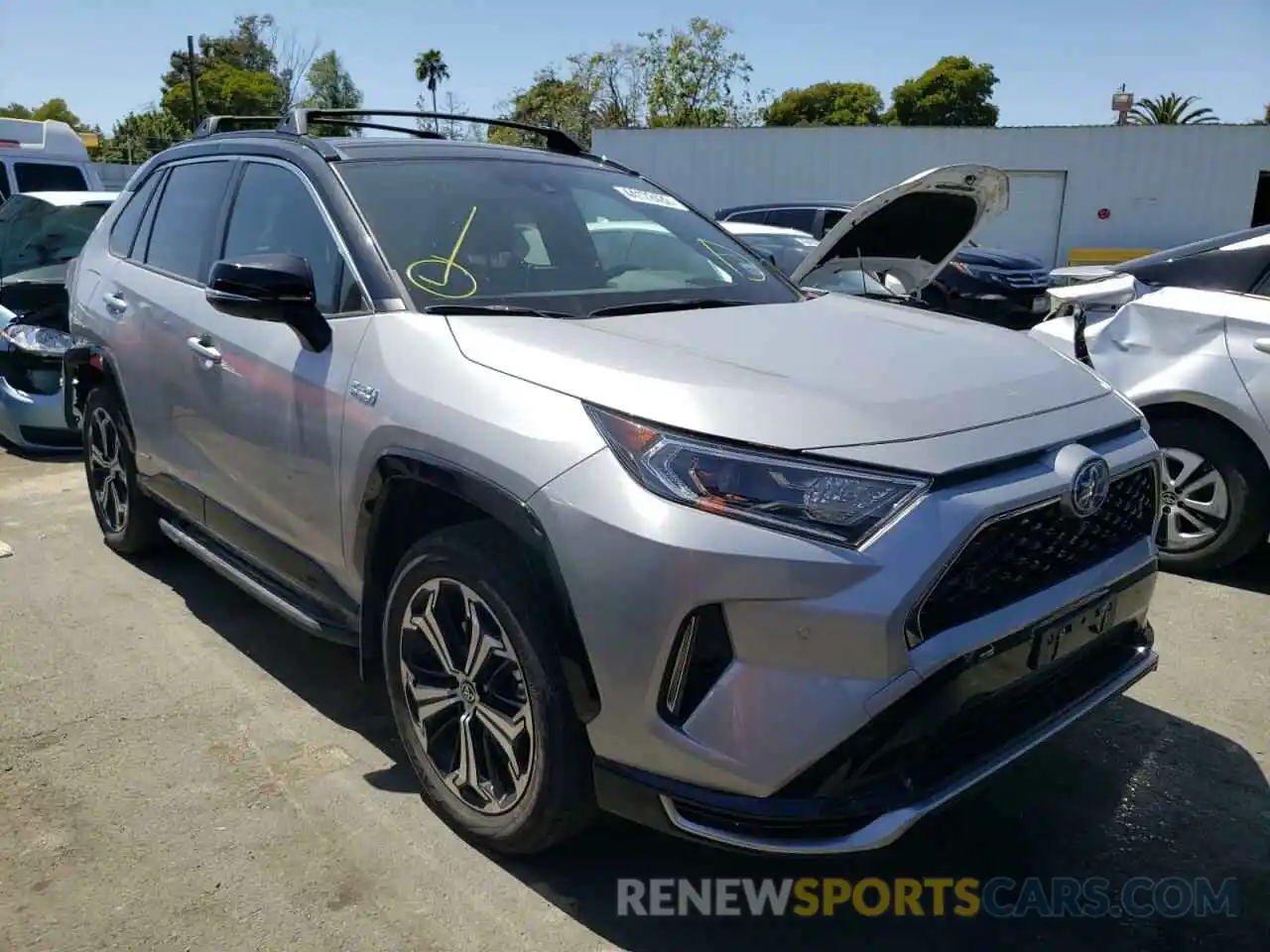 1 Photograph of a damaged car JTMFB3FV1MD030664 TOYOTA RAV4 2021