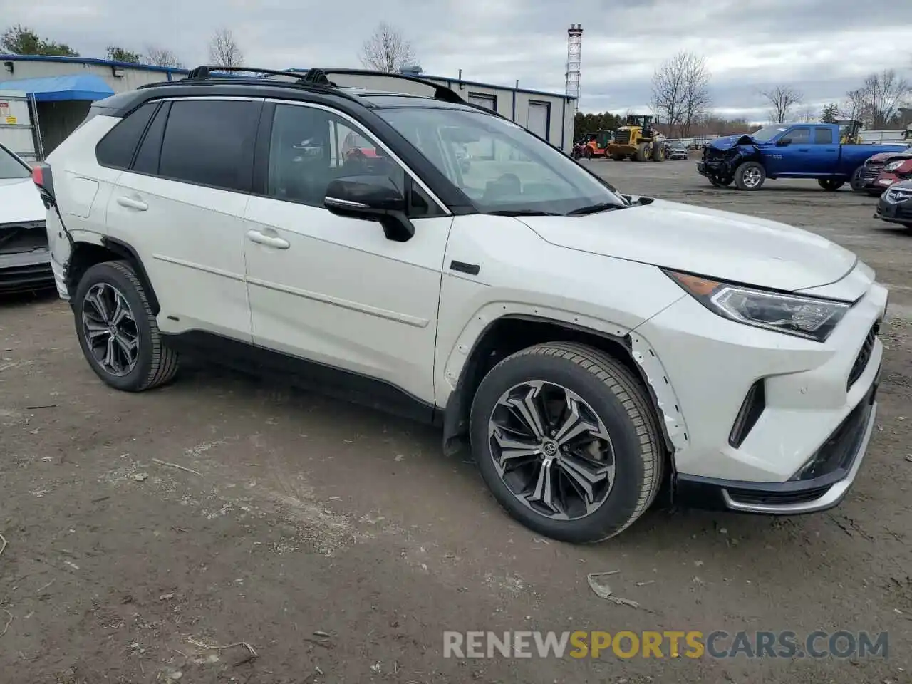 4 Photograph of a damaged car JTMFB3FV2MD059199 TOYOTA RAV4 2021