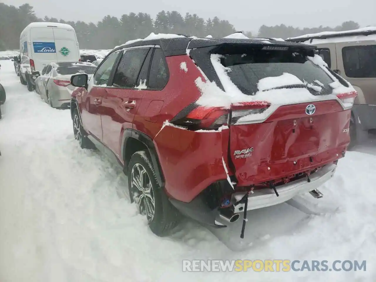 3 Photograph of a damaged car JTMFB3FV7MD073597 TOYOTA RAV4 2021