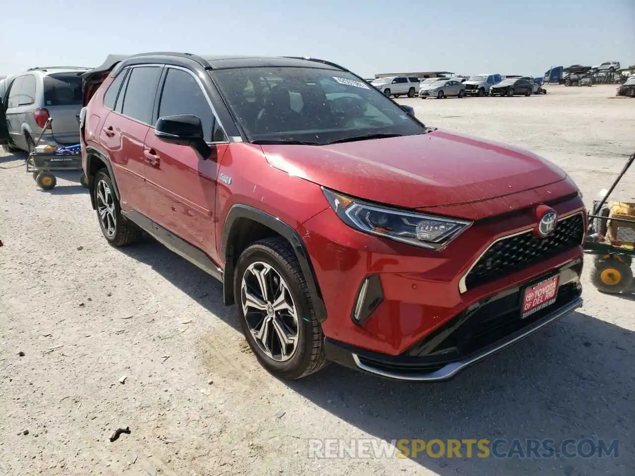 1 Photograph of a damaged car JTMFB3FV7MD075138 TOYOTA RAV4 2021