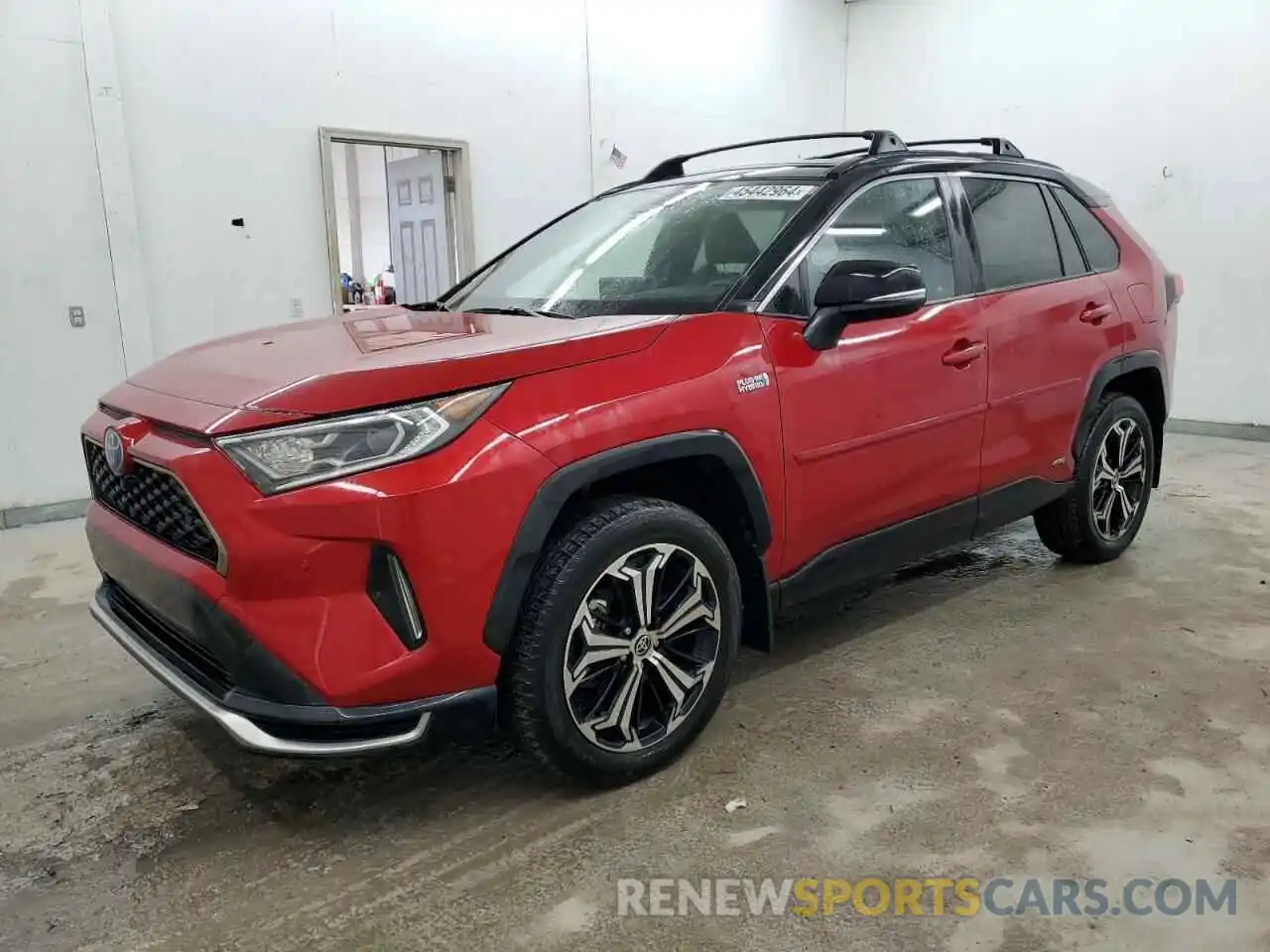 1 Фотография поврежденного автомобиля JTMFB3FV9MD071981 TOYOTA RAV4 2021