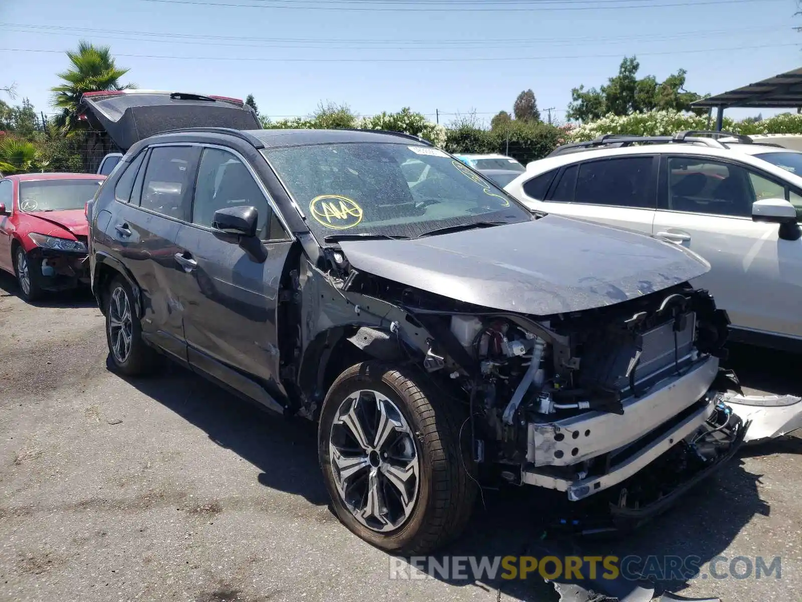 1 Photograph of a damaged car JTMFB3FVXMD008727 TOYOTA RAV4 2021