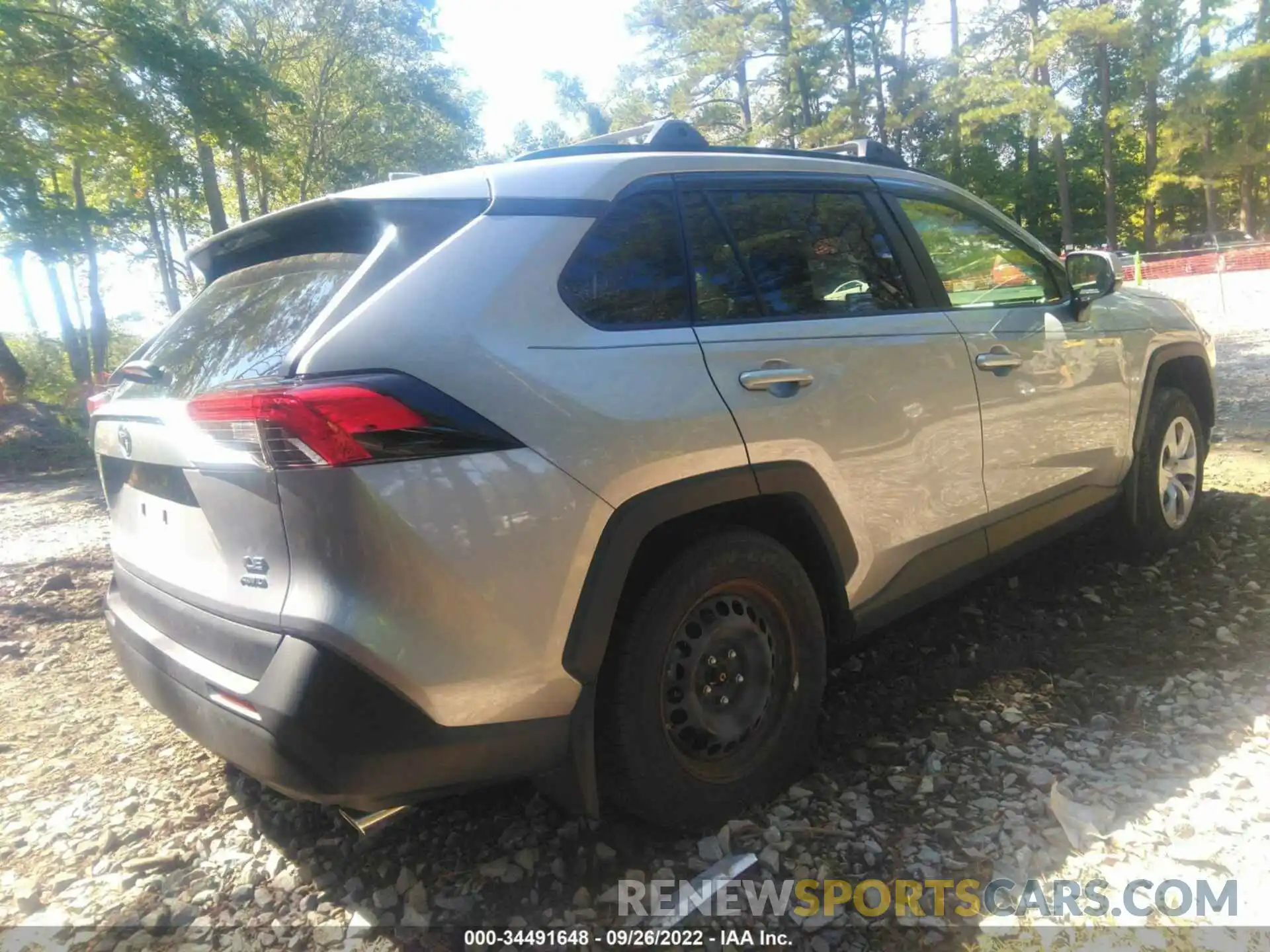 4 Photograph of a damaged car JTMG1RFV1MD071631 TOYOTA RAV4 2021