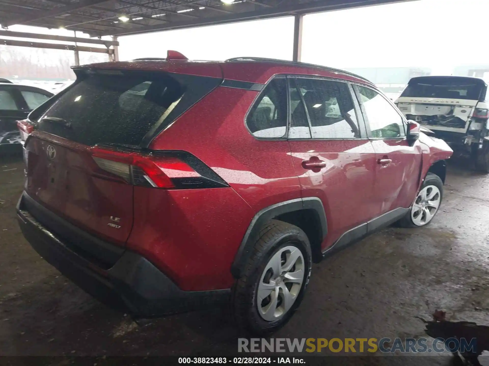 4 Photograph of a damaged car JTMG1RFV8MD531772 TOYOTA RAV4 2021