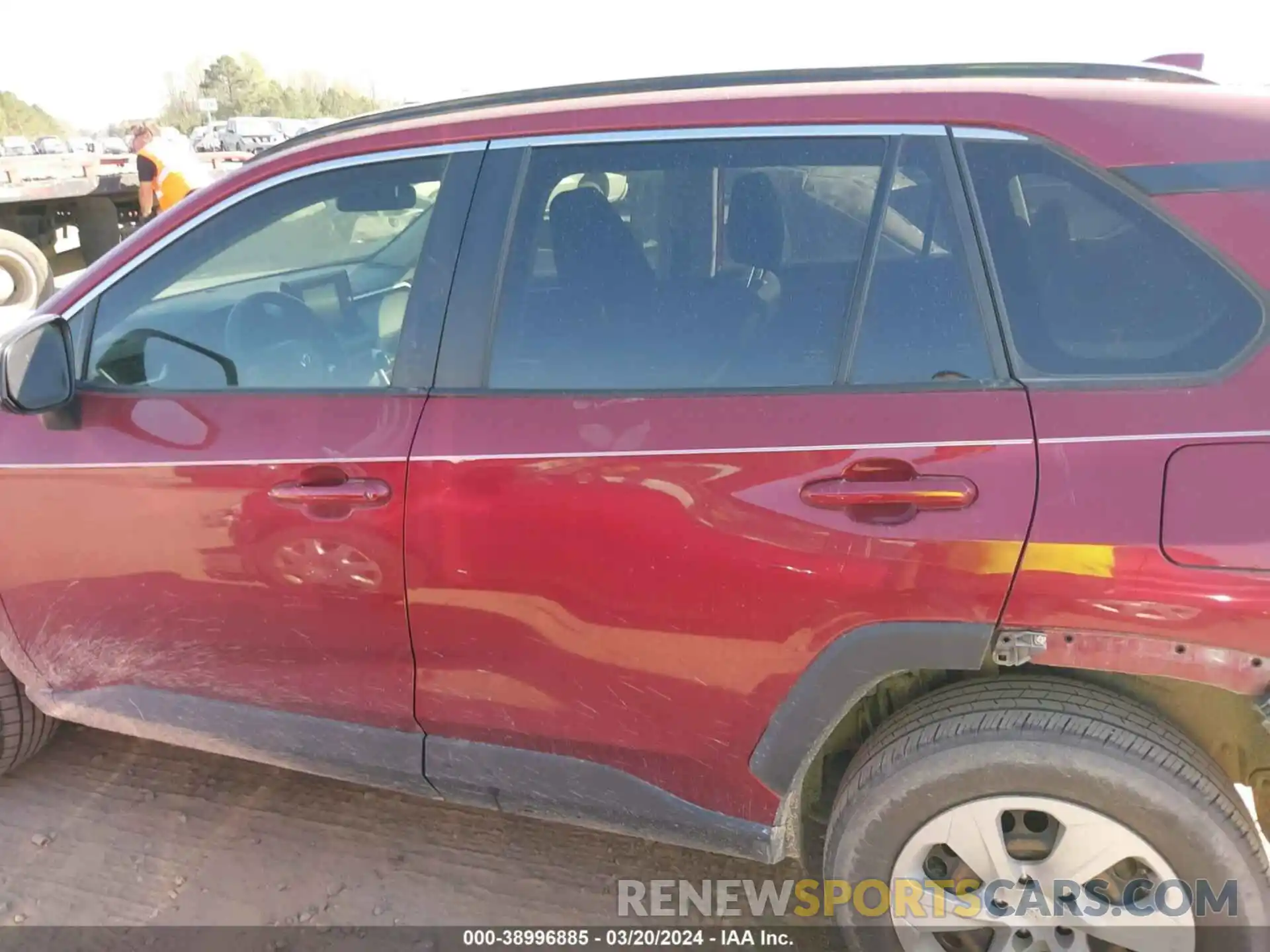 14 Photograph of a damaged car JTMH1RFV0MD067445 TOYOTA RAV4 2021