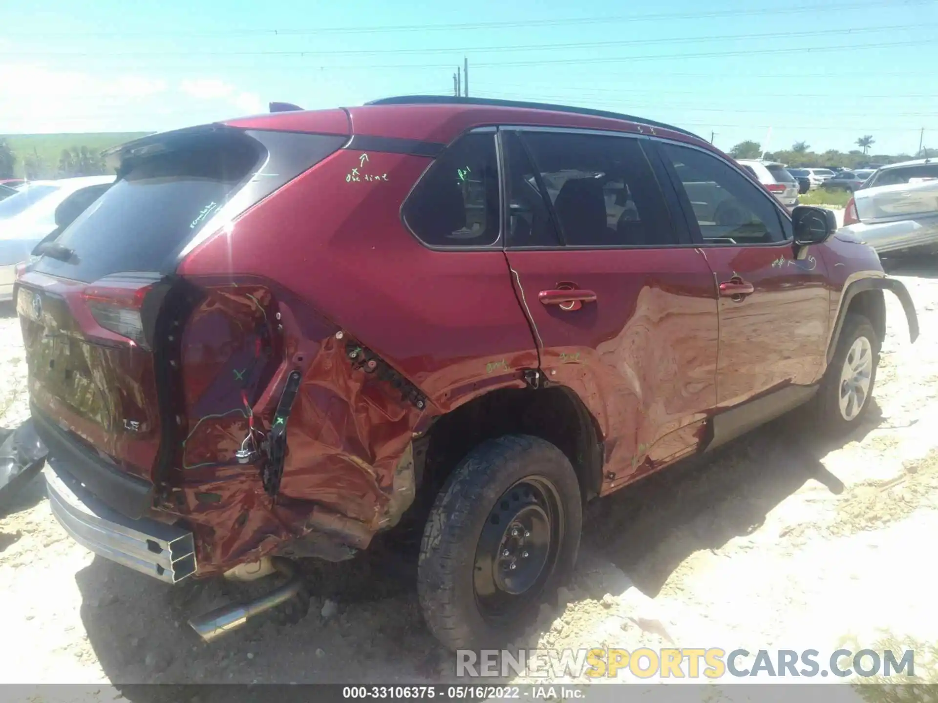 4 Photograph of a damaged car JTMH1RFV0MD522648 TOYOTA RAV4 2021