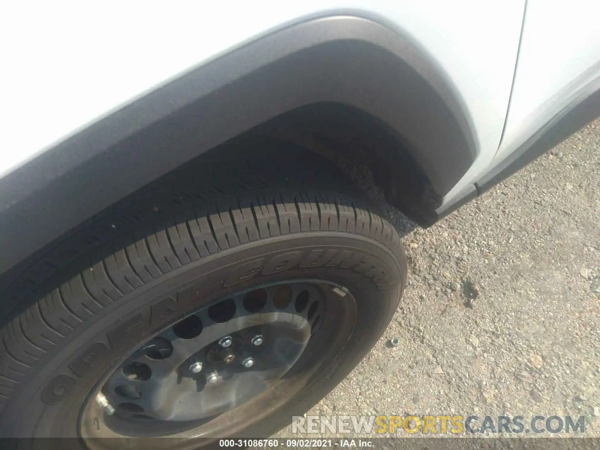 13 Фотография поврежденного автомобиля JTMH1RFV1MD069642 TOYOTA RAV4 2021