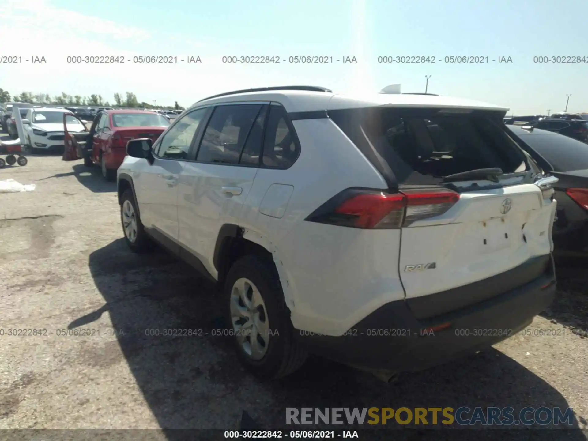 3 Фотография поврежденного автомобиля JTMH1RFV3MD072753 TOYOTA RAV4 2021