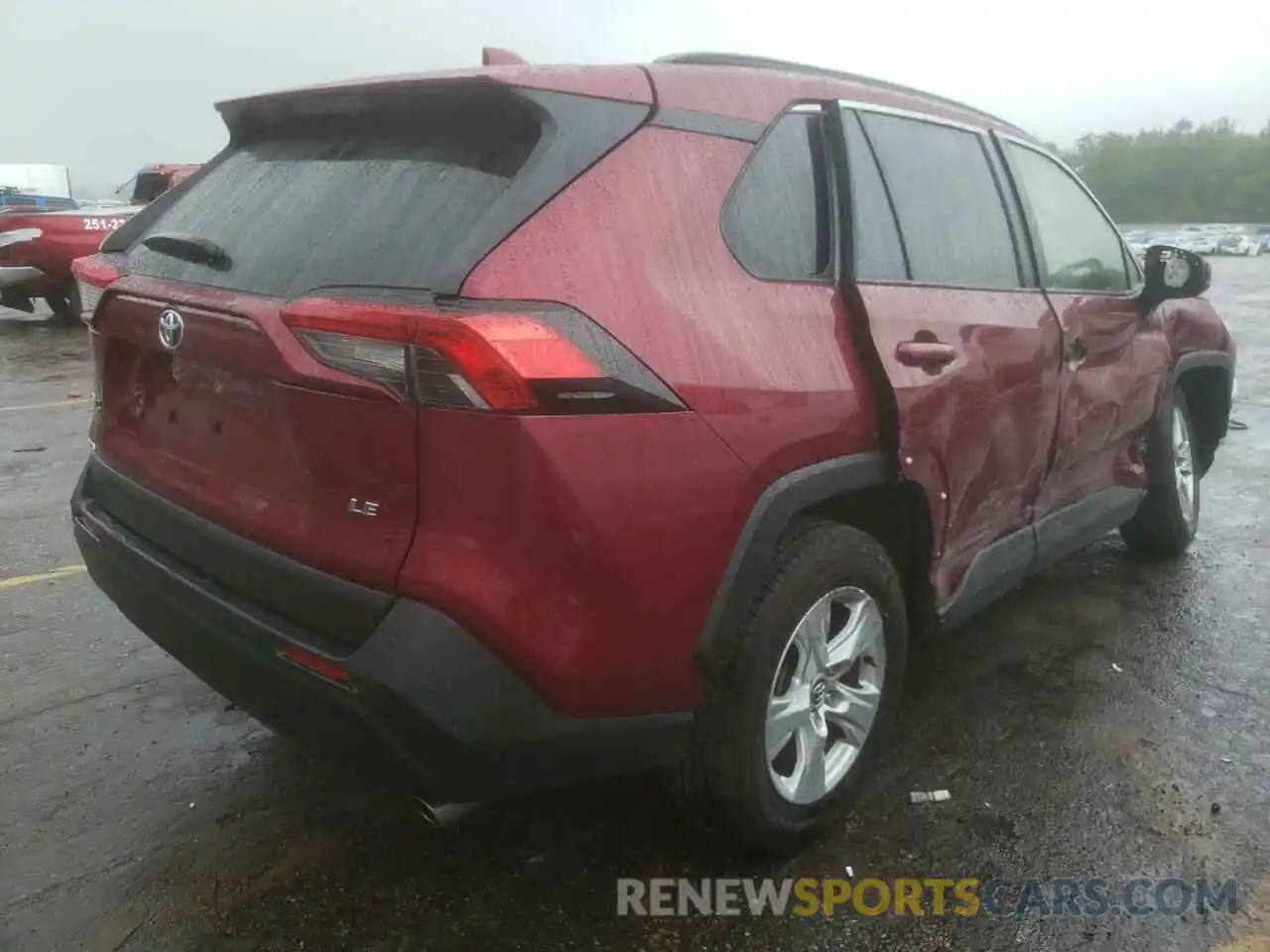 4 Photograph of a damaged car JTMH1RFV5MD065979 TOYOTA RAV4 2021