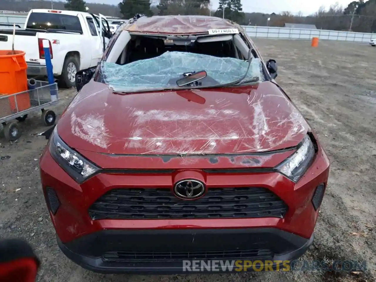 9 Photograph of a damaged car JTMH1RFV7MD066695 TOYOTA RAV4 2021