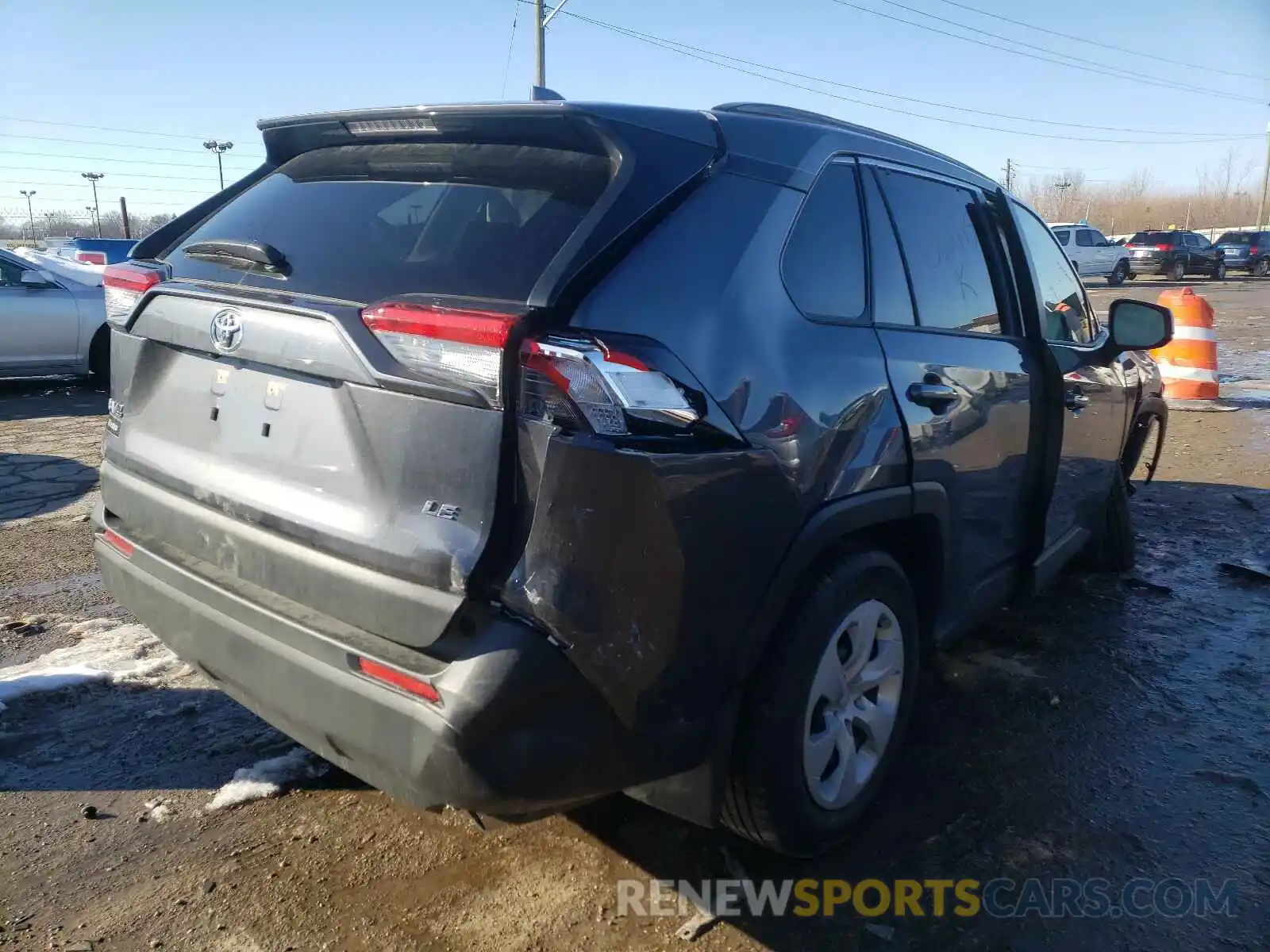 4 Photograph of a damaged car JTMH1RFV9MD062115 TOYOTA RAV4 2021