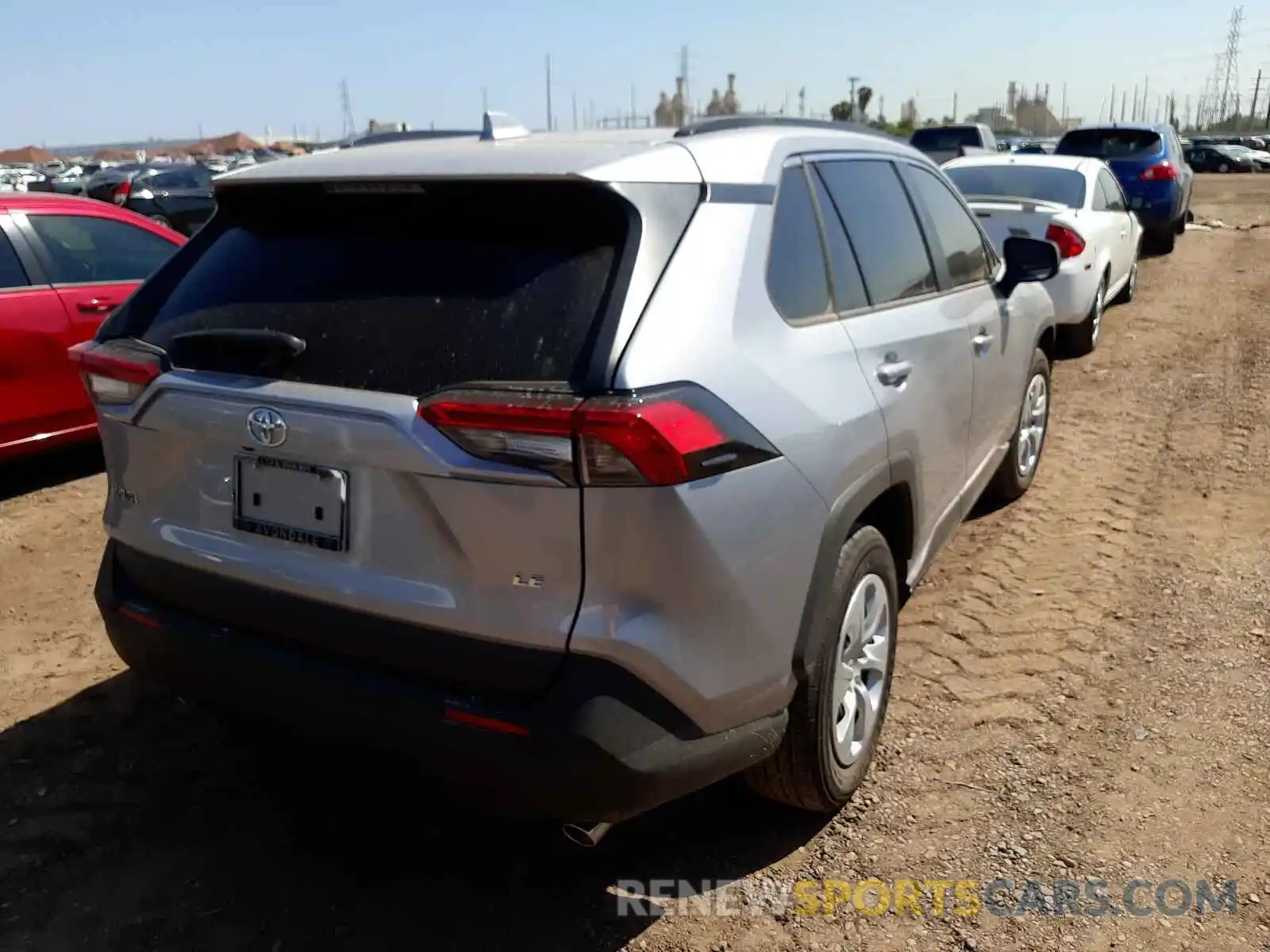 4 Photograph of a damaged car JTMH1RFV9MD065368 TOYOTA RAV4 2021