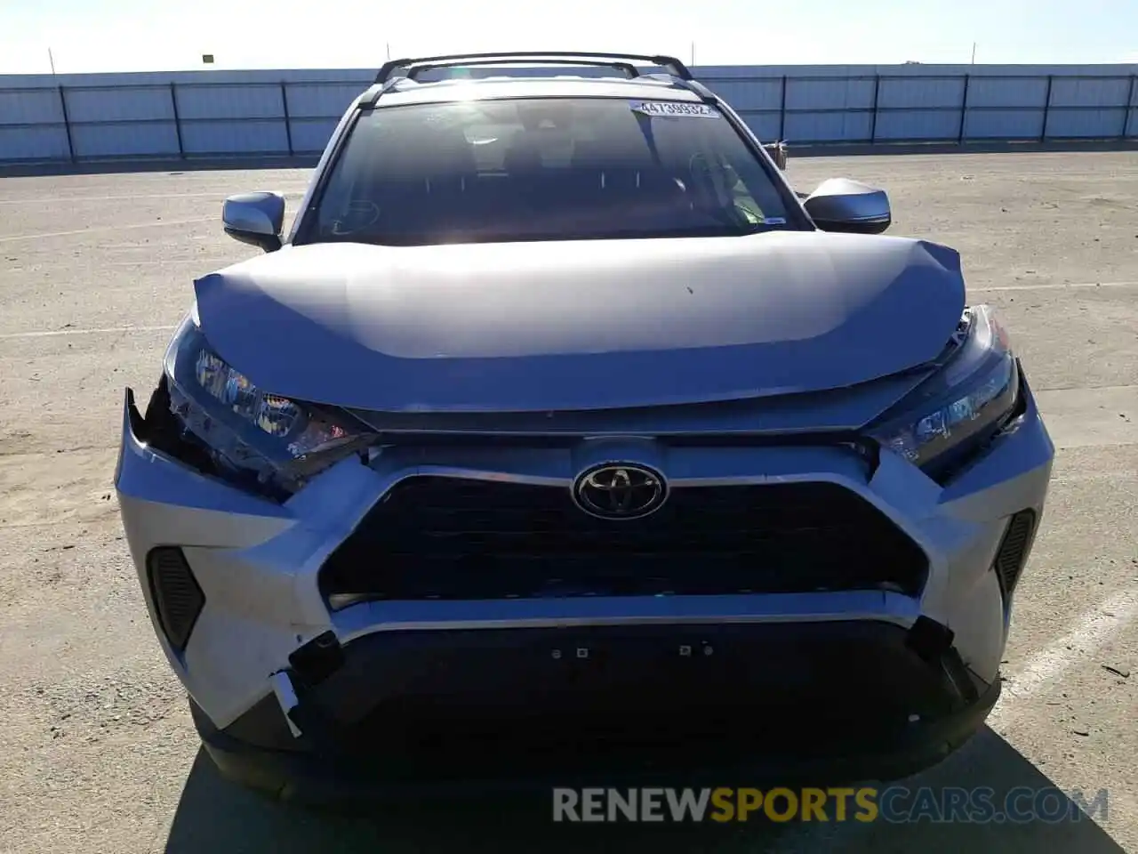 9 Photograph of a damaged car JTMK1RFV4MD070001 TOYOTA RAV4 2021