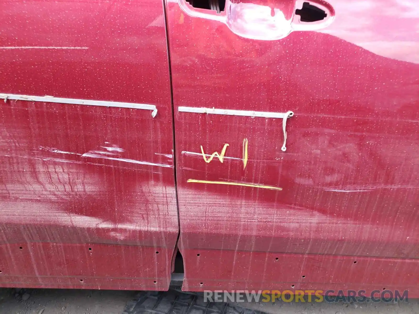 9 Photograph of a damaged car JTML6RFV1MD013213 TOYOTA RAV4 2021