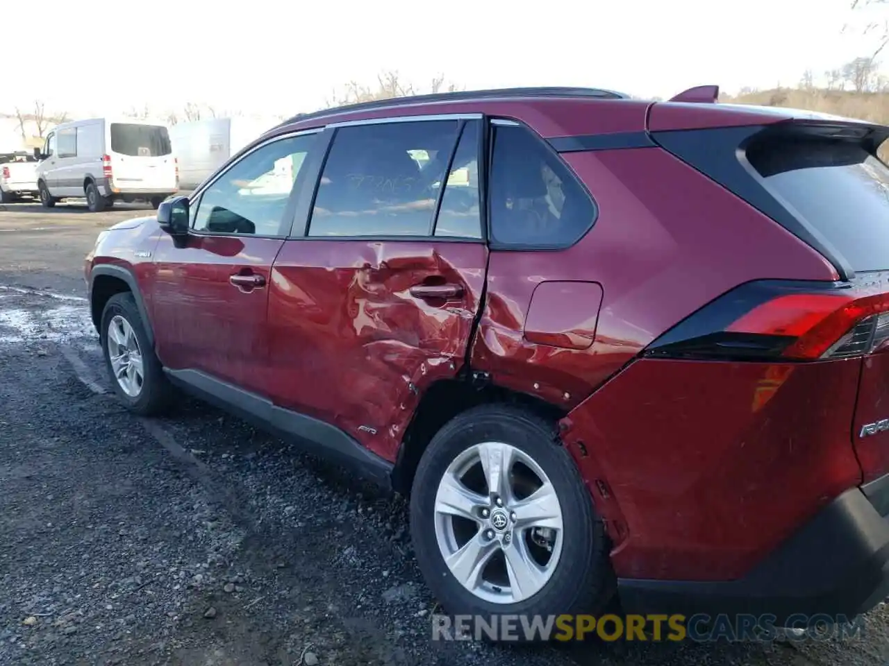 9 Photograph of a damaged car JTML6RFV3MD014511 TOYOTA RAV4 2021