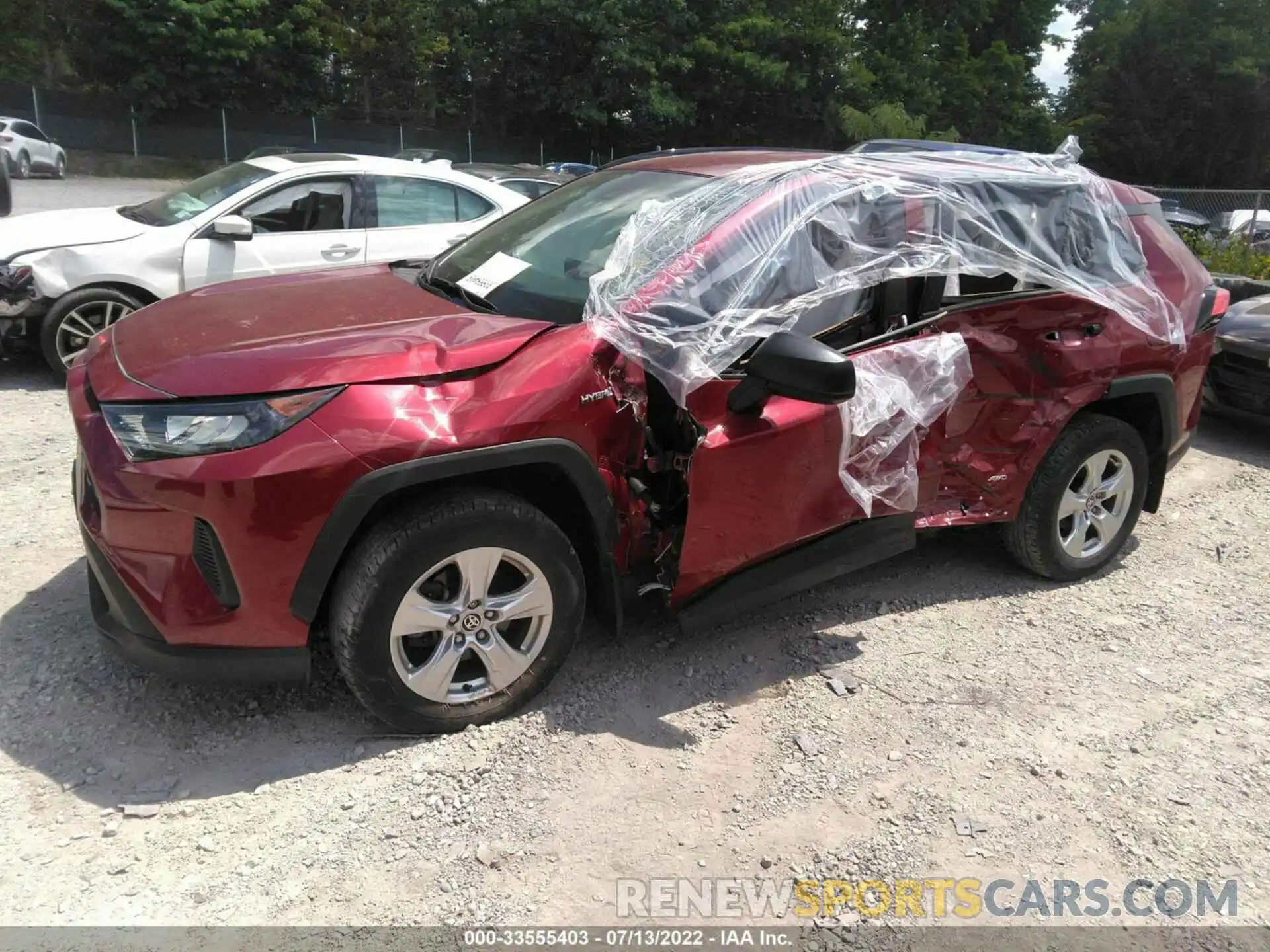 2 Photograph of a damaged car JTML6RFV8MD012303 TOYOTA RAV4 2021