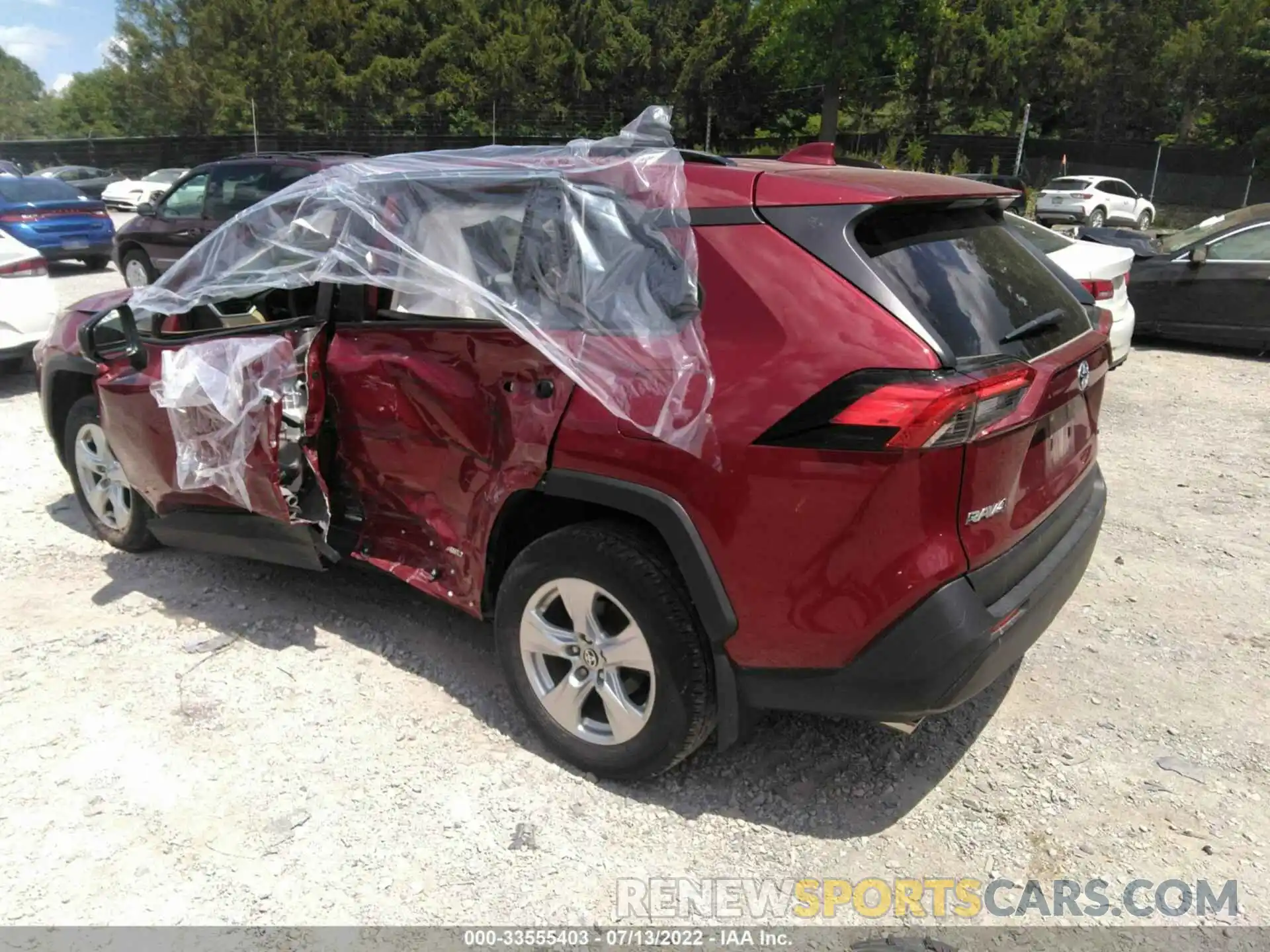 3 Photograph of a damaged car JTML6RFV8MD012303 TOYOTA RAV4 2021