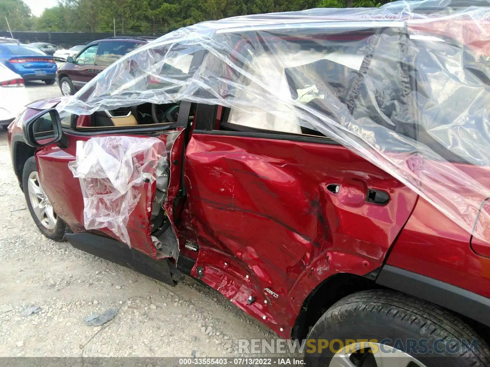 6 Photograph of a damaged car JTML6RFV8MD012303 TOYOTA RAV4 2021