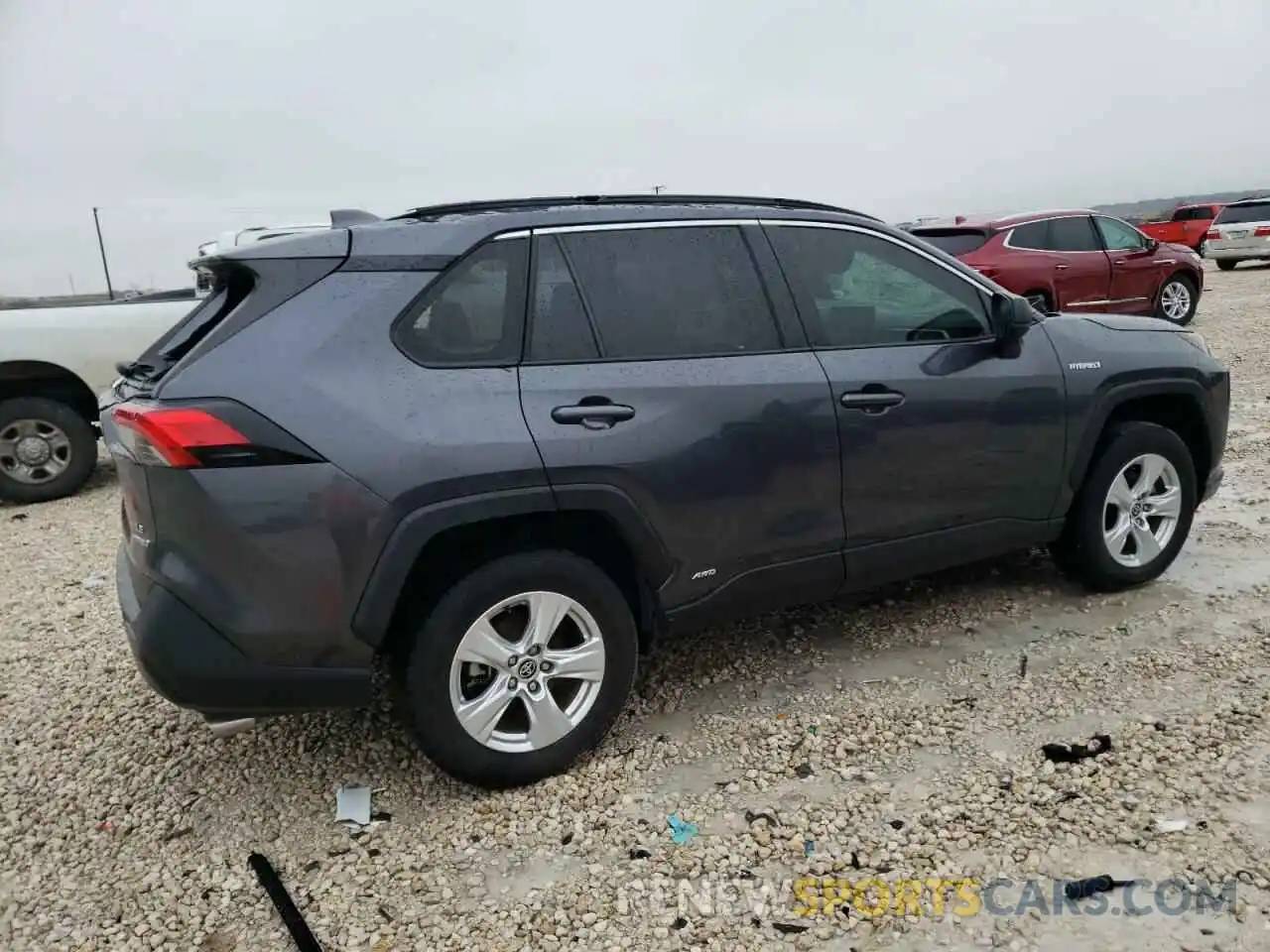 3 Photograph of a damaged car JTMLWRFV4MD133636 TOYOTA RAV4 2021