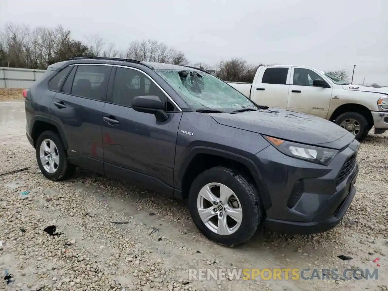 4 Photograph of a damaged car JTMLWRFV4MD133636 TOYOTA RAV4 2021