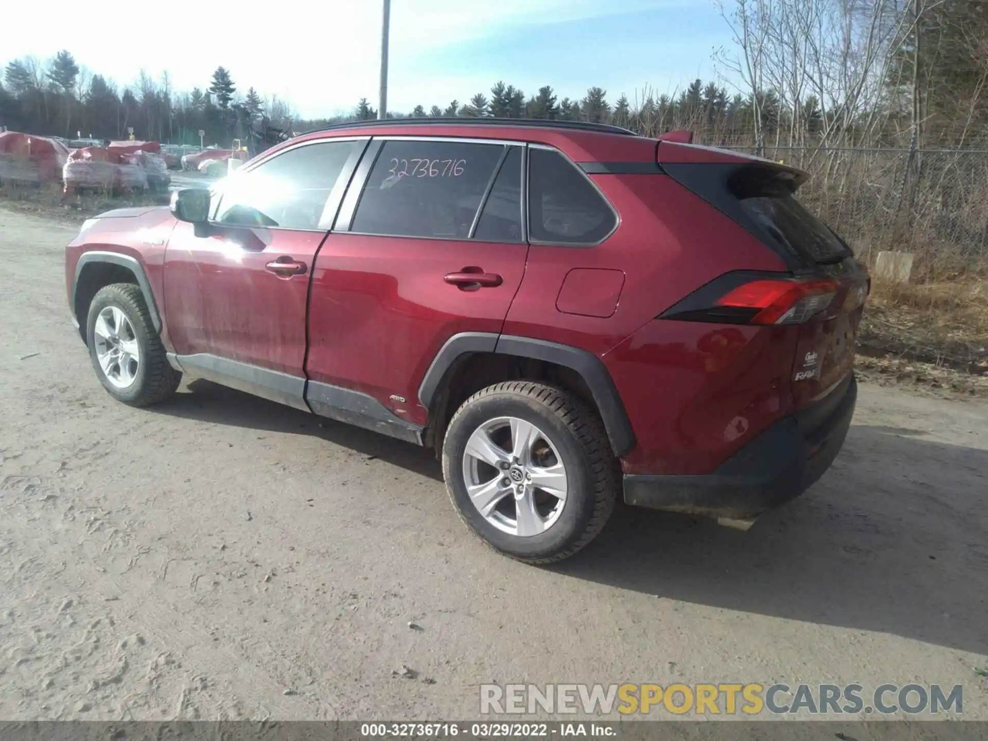 3 Фотография поврежденного автомобиля JTMM6RFV9MD013268 TOYOTA RAV4 2021