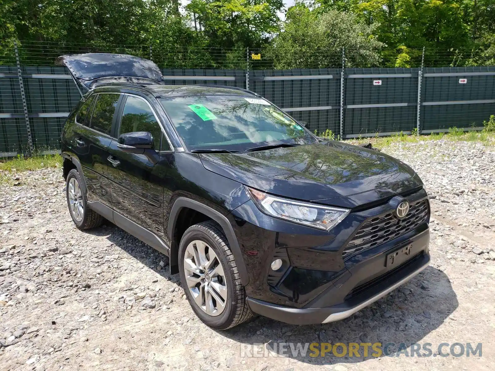 1 Photograph of a damaged car JTMN1RFV4MD072019 TOYOTA RAV4 2021